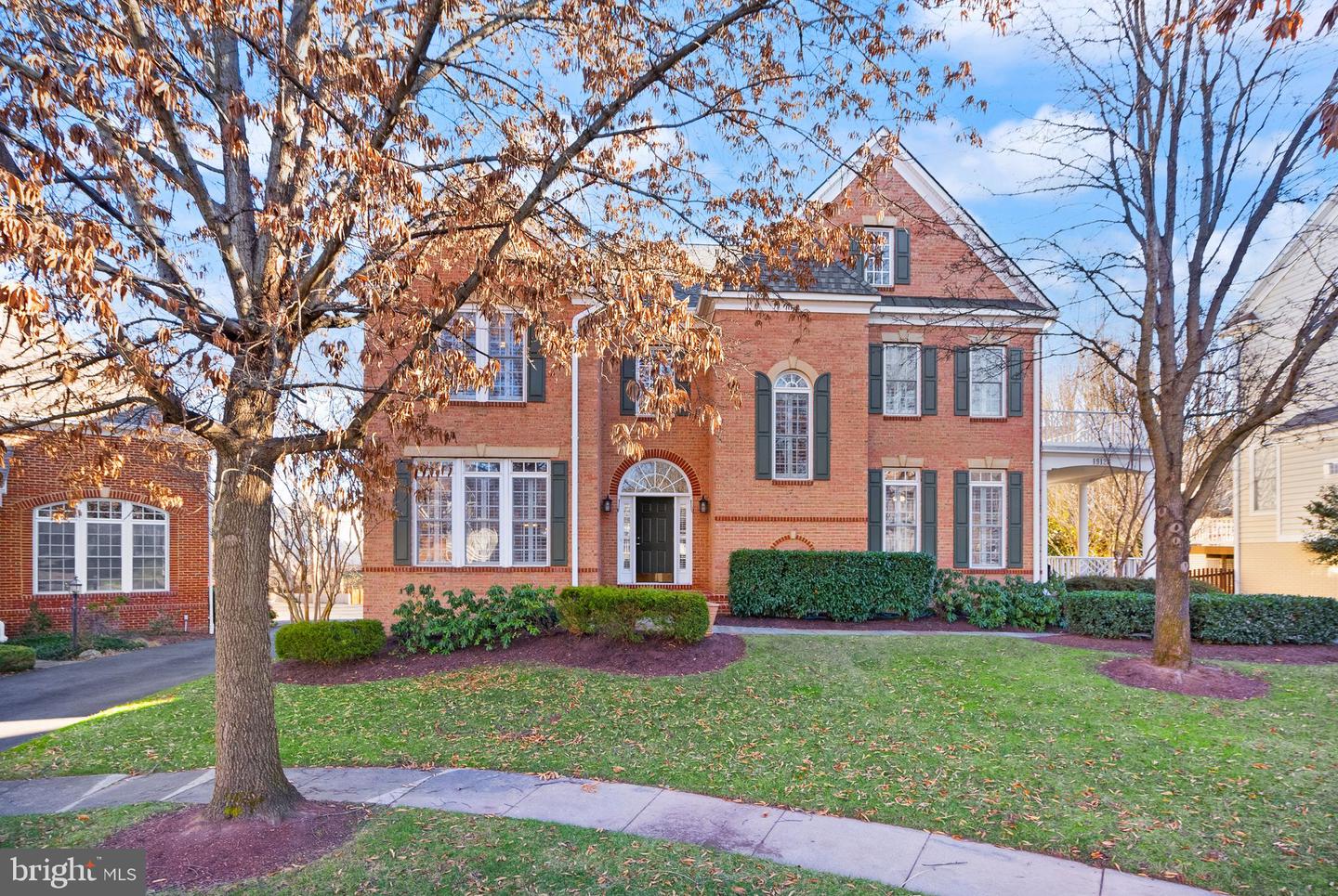 19126 STREAM CROSSING CT, LEESBURG, Virginia 20176, 4 Bedrooms Bedrooms, ,4 BathroomsBathrooms,Residential,For sale,19126 STREAM CROSSING CT,VALO2114084 MLS # VALO2114084