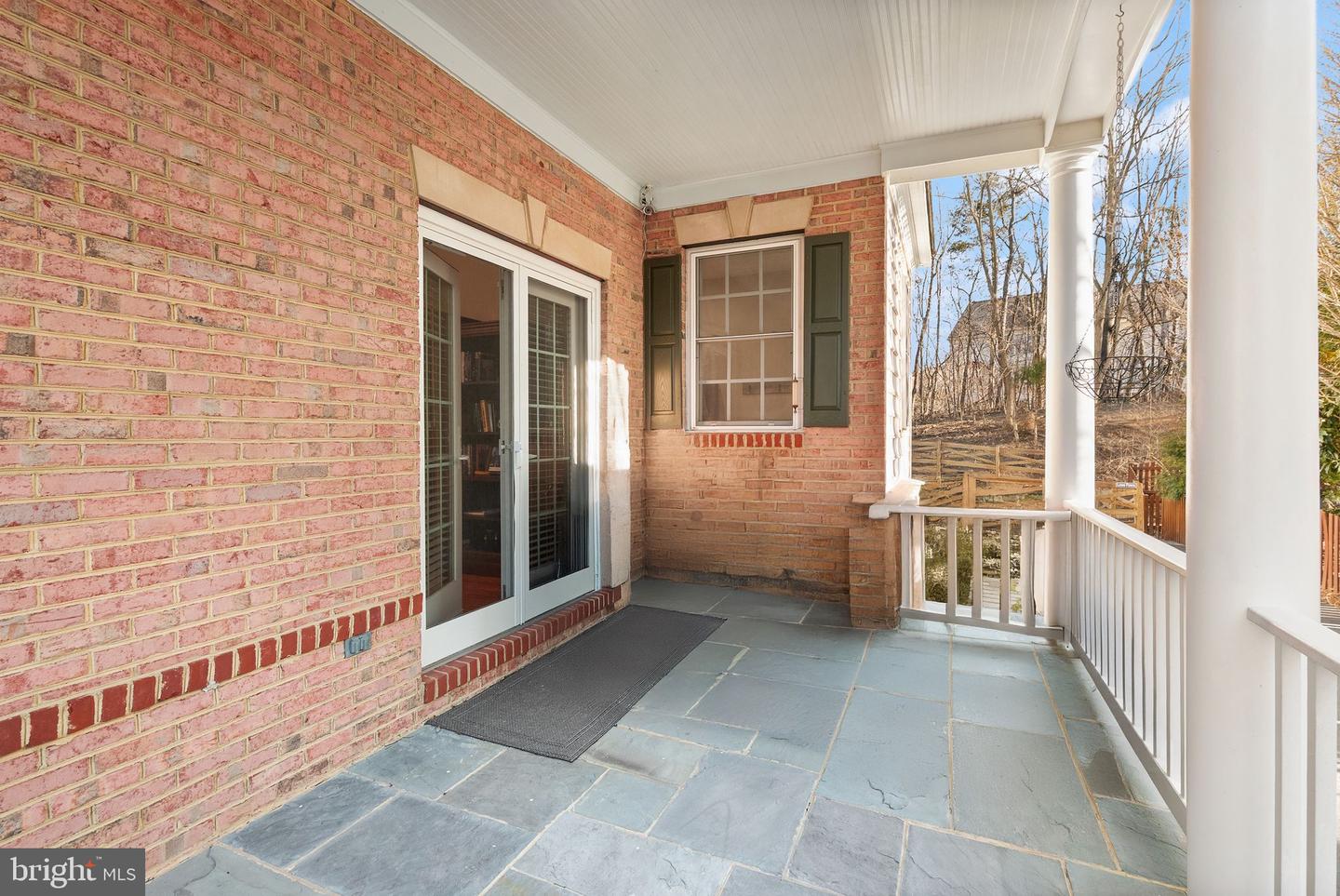 19126 STREAM CROSSING CT, LEESBURG, Virginia 20176, 4 Bedrooms Bedrooms, ,4 BathroomsBathrooms,Residential,For sale,19126 STREAM CROSSING CT,VALO2114084 MLS # VALO2114084