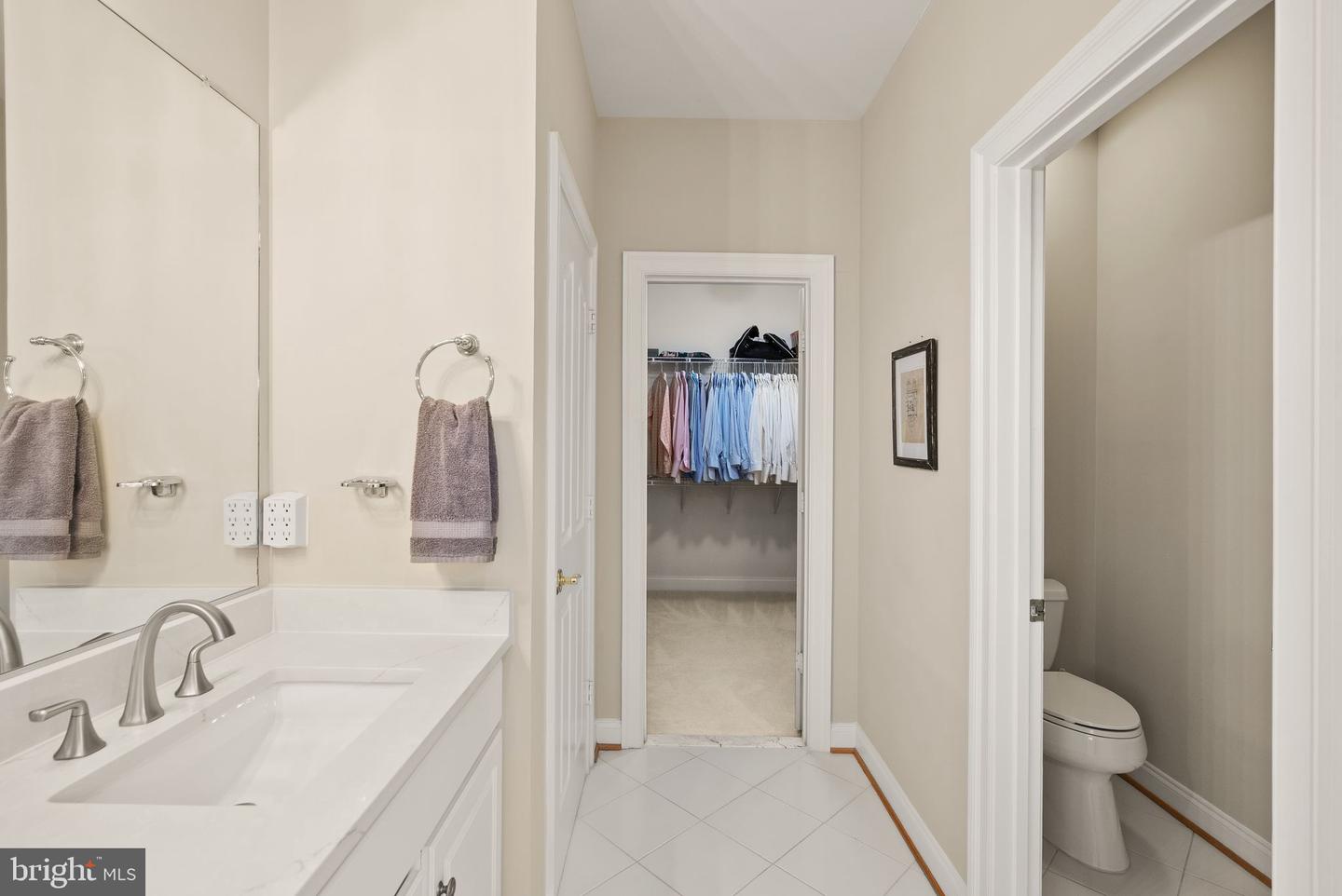 19126 STREAM CROSSING CT, LEESBURG, Virginia 20176, 4 Bedrooms Bedrooms, ,4 BathroomsBathrooms,Residential,For sale,19126 STREAM CROSSING CT,VALO2114084 MLS # VALO2114084