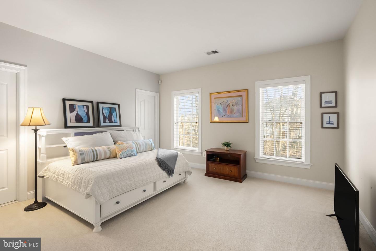 19126 STREAM CROSSING CT, LEESBURG, Virginia 20176, 4 Bedrooms Bedrooms, ,4 BathroomsBathrooms,Residential,For sale,19126 STREAM CROSSING CT,VALO2114084 MLS # VALO2114084