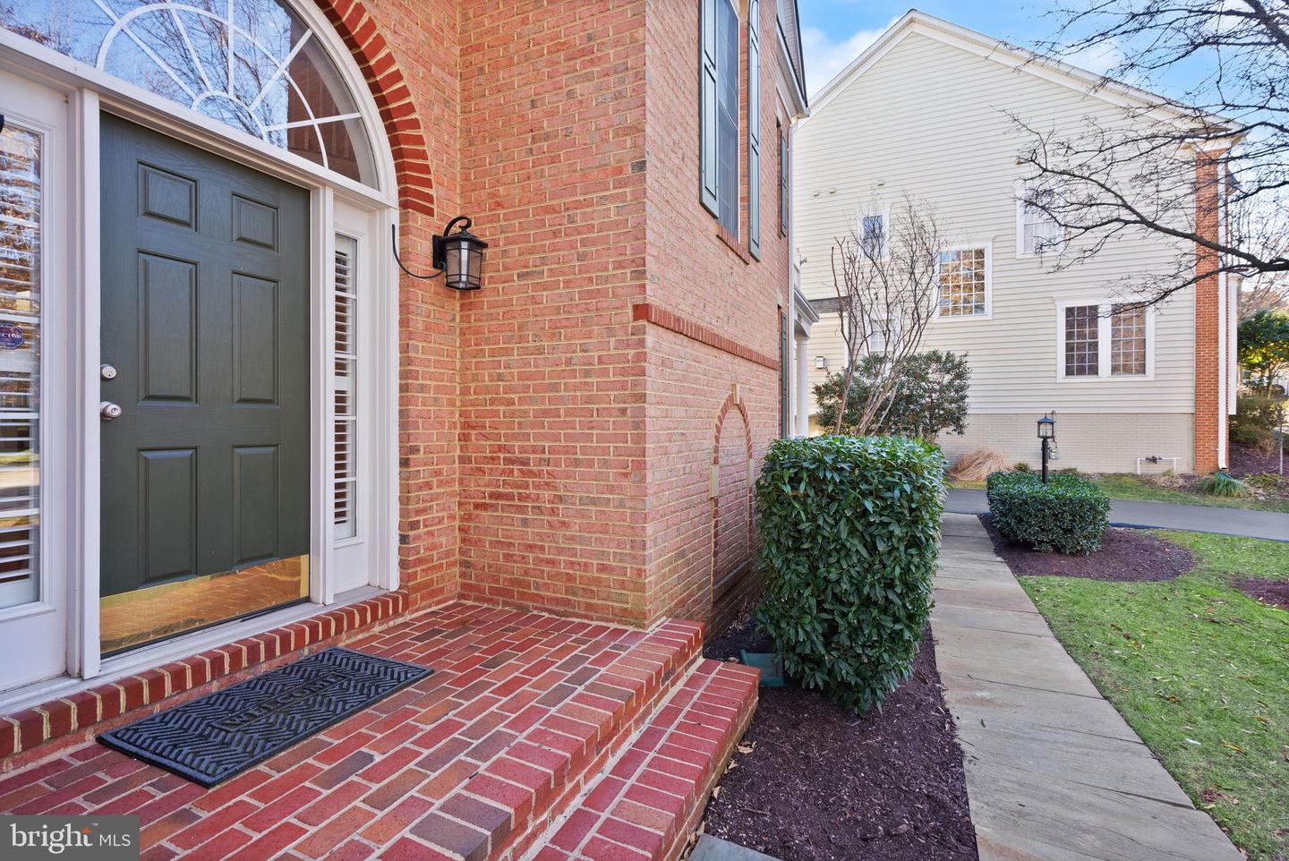 19126 STREAM CROSSING CT, LEESBURG, Virginia 20176, 4 Bedrooms Bedrooms, ,4 BathroomsBathrooms,Residential,For sale,19126 STREAM CROSSING CT,VALO2114084 MLS # VALO2114084