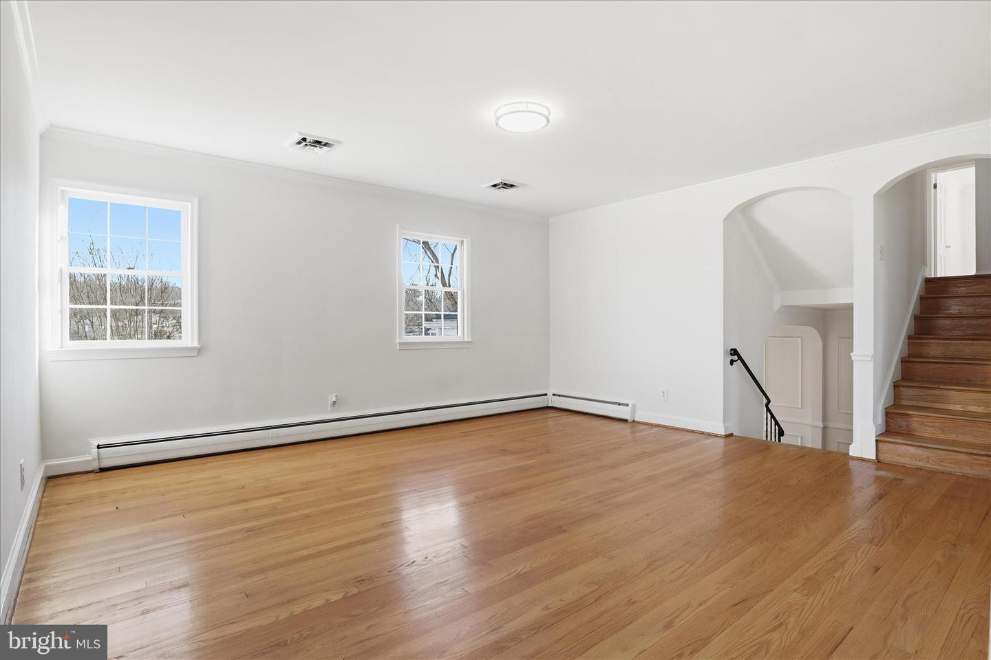 3701 PINE BROOK RD, ALEXANDRIA, Virginia 22310, 5 Bedrooms Bedrooms, ,3 BathroomsBathrooms,Residential,For sale,3701 PINE BROOK RD,VAFX2286072 MLS # VAFX2286072