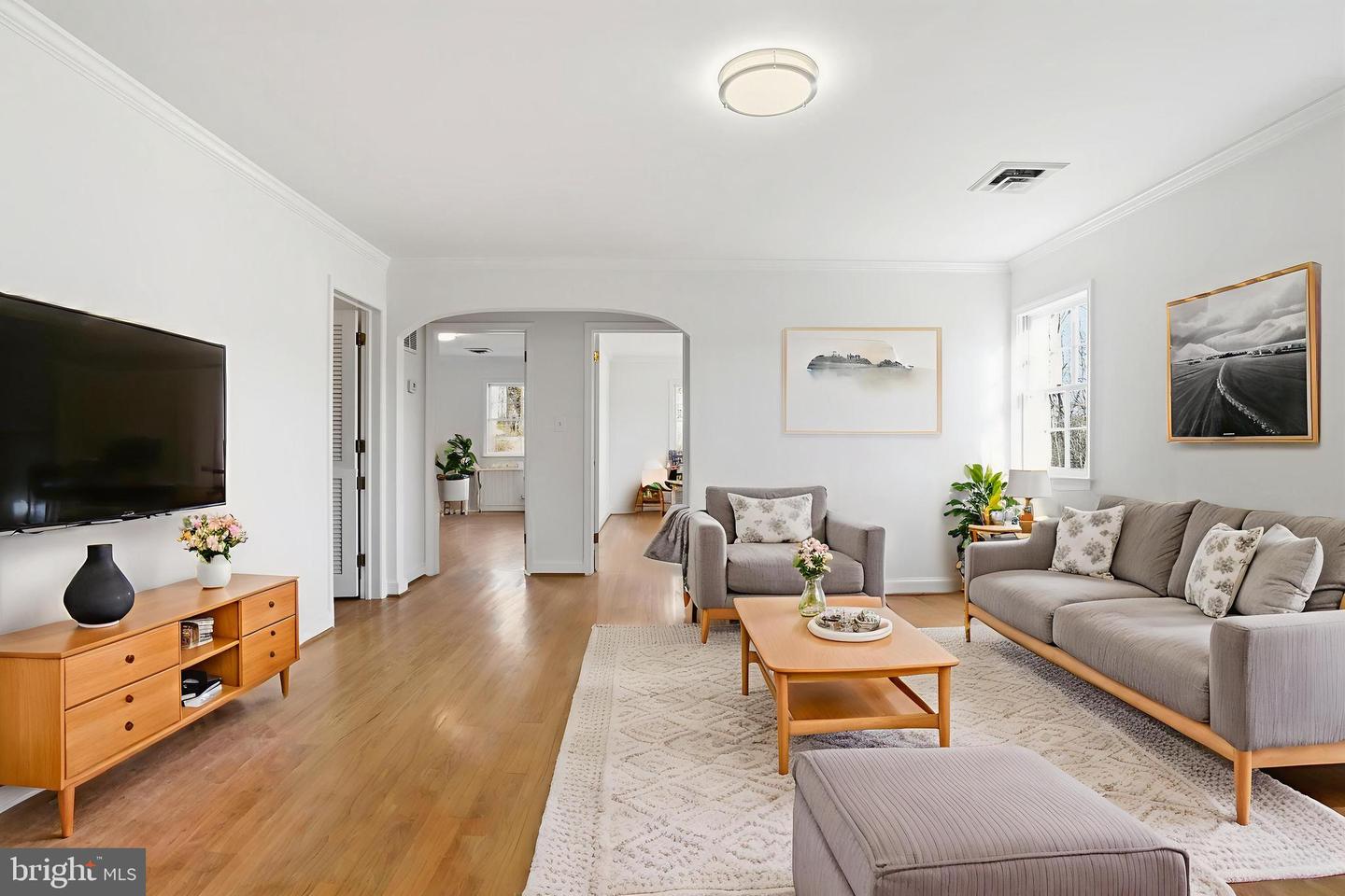 3701 PINE BROOK RD, ALEXANDRIA, Virginia 22310, 5 Bedrooms Bedrooms, ,3 BathroomsBathrooms,Residential,For sale,3701 PINE BROOK RD,VAFX2286072 MLS # VAFX2286072