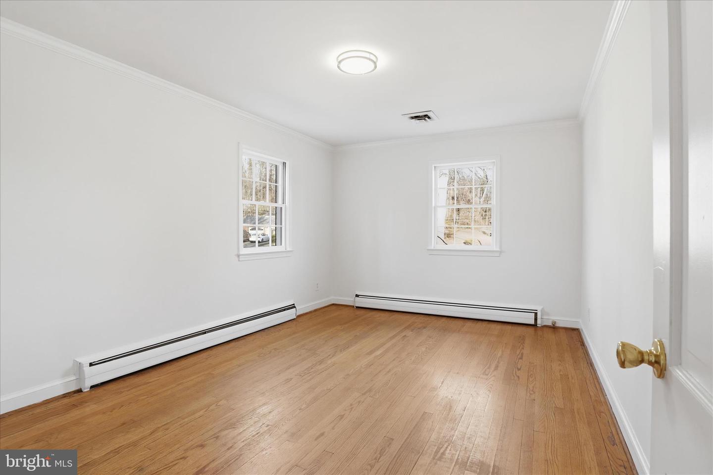 3701 PINE BROOK RD, ALEXANDRIA, Virginia 22310, 5 Bedrooms Bedrooms, ,3 BathroomsBathrooms,Residential,For sale,3701 PINE BROOK RD,VAFX2286072 MLS # VAFX2286072