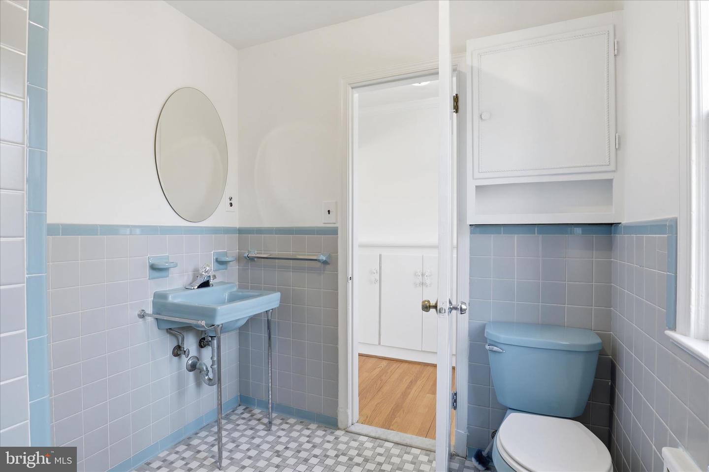 3701 PINE BROOK RD, ALEXANDRIA, Virginia 22310, 5 Bedrooms Bedrooms, ,3 BathroomsBathrooms,Residential,For sale,3701 PINE BROOK RD,VAFX2286072 MLS # VAFX2286072