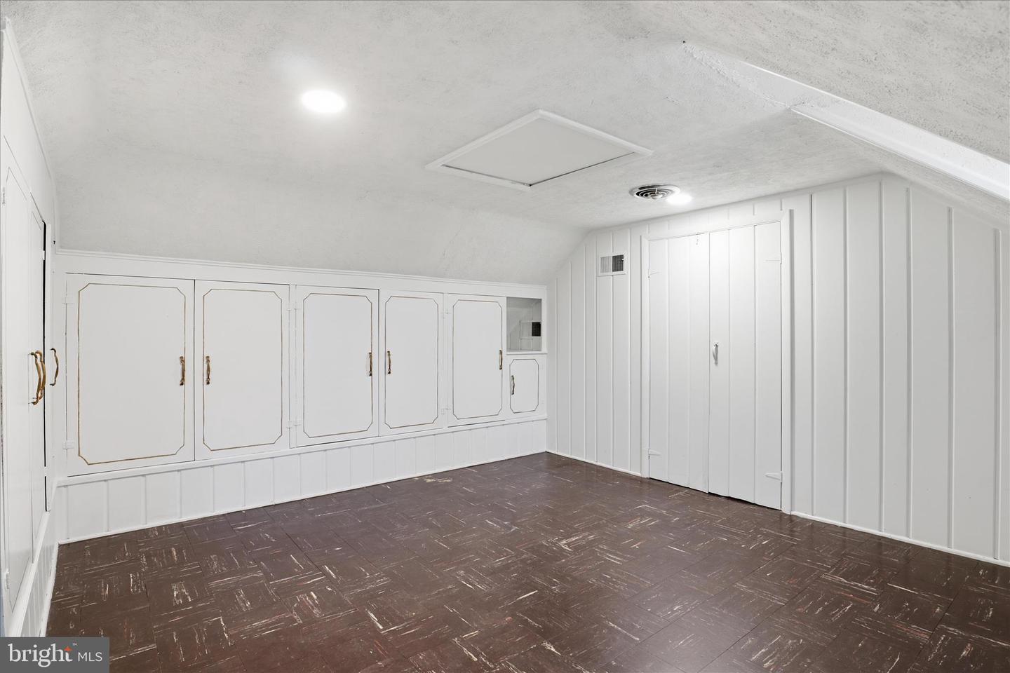 3701 PINE BROOK RD, ALEXANDRIA, Virginia 22310, 5 Bedrooms Bedrooms, ,3 BathroomsBathrooms,Residential,For sale,3701 PINE BROOK RD,VAFX2286072 MLS # VAFX2286072