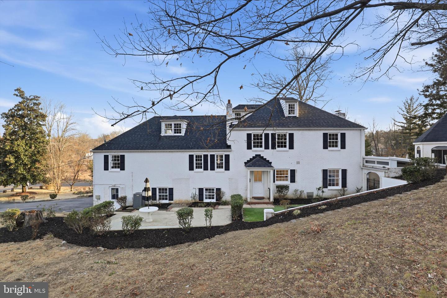 3701 PINE BROOK RD, ALEXANDRIA, Virginia 22310, 5 Bedrooms Bedrooms, ,3 BathroomsBathrooms,Residential,For sale,3701 PINE BROOK RD,VAFX2286072 MLS # VAFX2286072