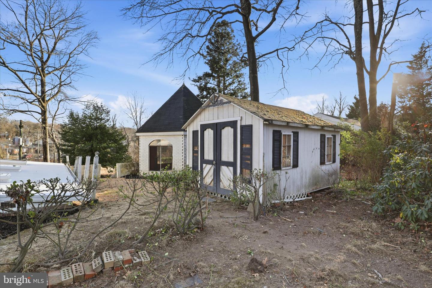 3701 PINE BROOK RD, ALEXANDRIA, Virginia 22310, 5 Bedrooms Bedrooms, ,3 BathroomsBathrooms,Residential,For sale,3701 PINE BROOK RD,VAFX2286072 MLS # VAFX2286072