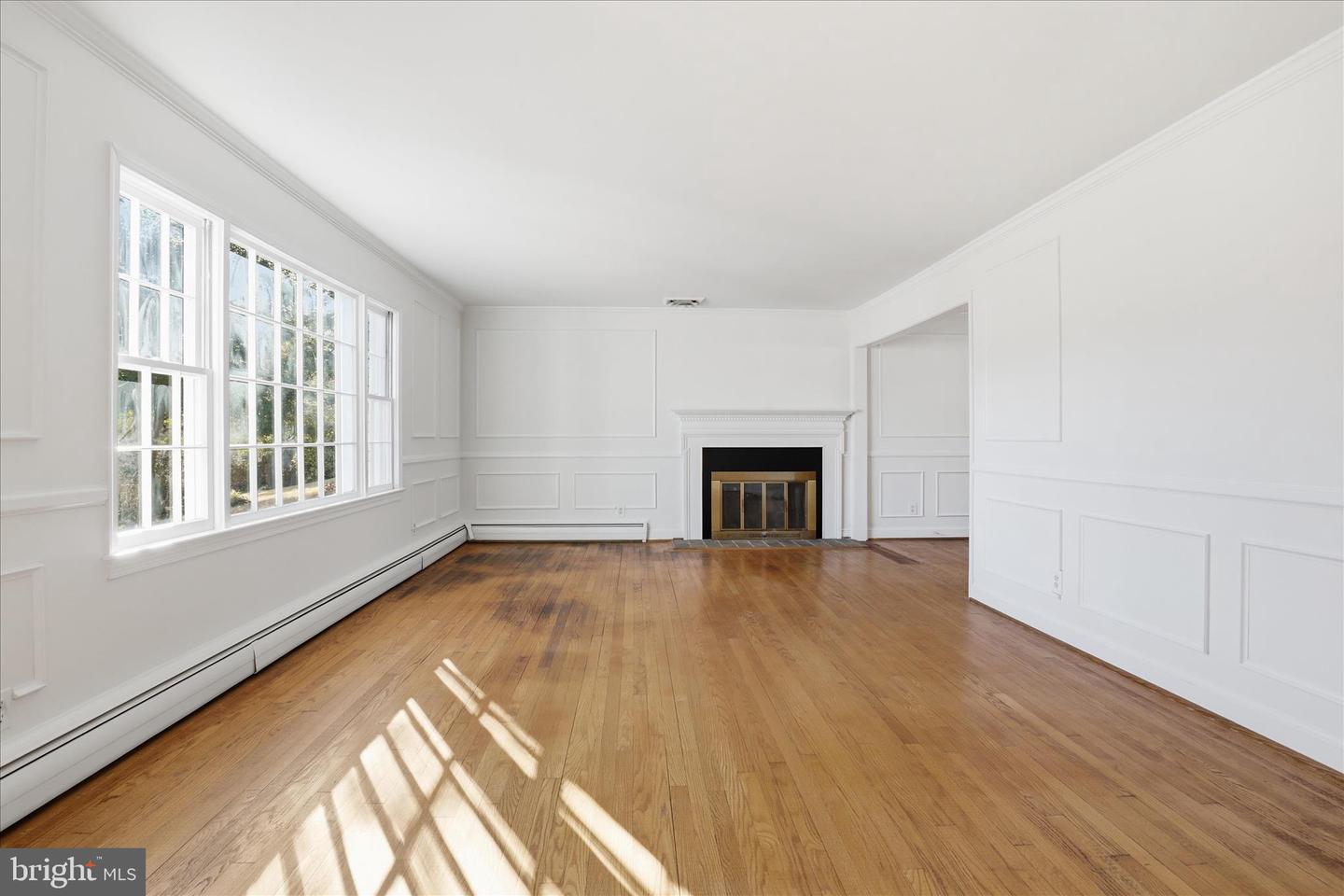 3701 PINE BROOK RD, ALEXANDRIA, Virginia 22310, 5 Bedrooms Bedrooms, ,3 BathroomsBathrooms,Residential,For sale,3701 PINE BROOK RD,VAFX2286072 MLS # VAFX2286072