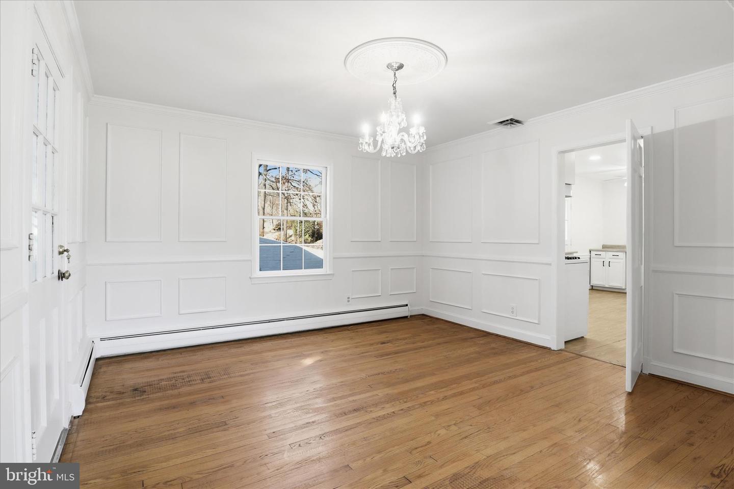 3701 PINE BROOK RD, ALEXANDRIA, Virginia 22310, 5 Bedrooms Bedrooms, ,3 BathroomsBathrooms,Residential,For sale,3701 PINE BROOK RD,VAFX2286072 MLS # VAFX2286072