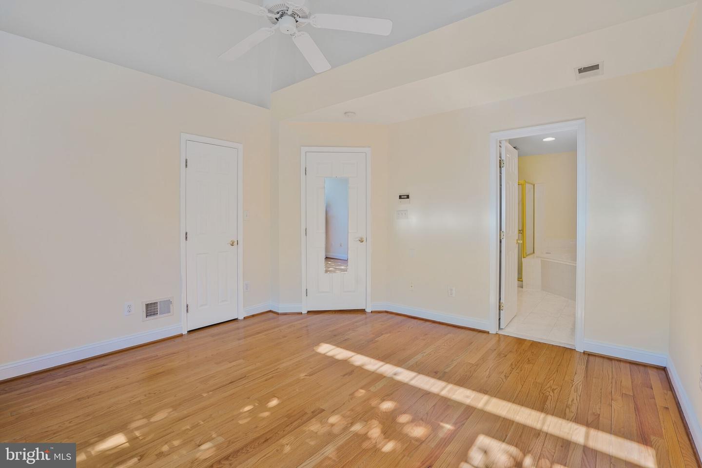 811 WATER PL, ALEXANDRIA, Virginia 22314, 3 Bedrooms Bedrooms, ,2 BathroomsBathrooms,Residential,For sale,811 WATER PL,VAAX2053242 MLS # VAAX2053242
