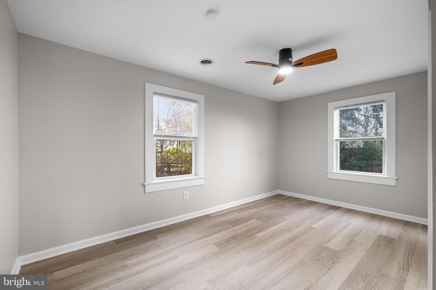 403 WOLF ST, EMPORIA, Virginia 23847, 3 Bedrooms Bedrooms, 5 Rooms Rooms,2 BathroomsBathrooms,Residential,For sale,403 WOLF ST,VAGE2000026 MLS # VAGE2000026