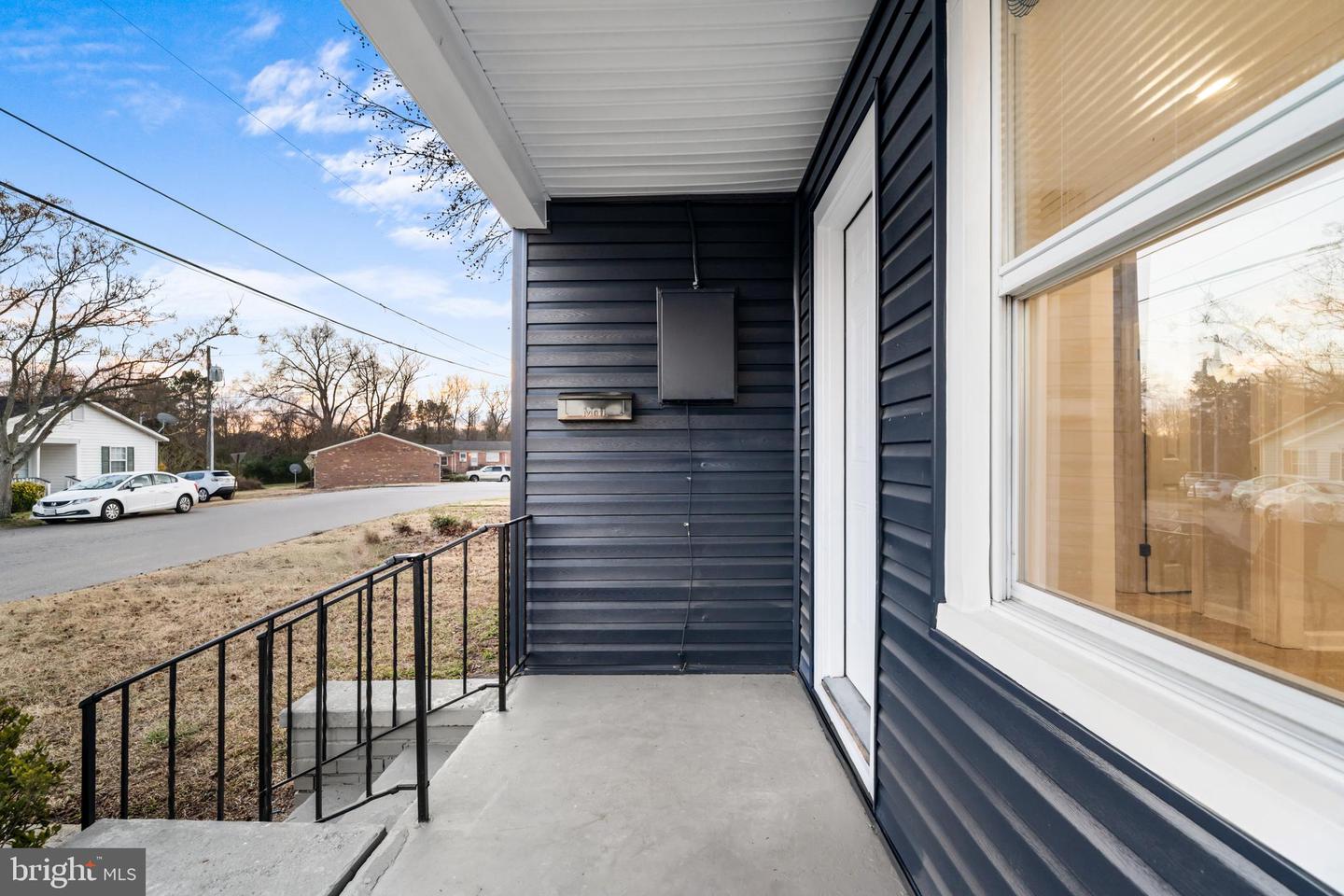 403 WOLF ST, EMPORIA, Virginia 23847, 3 Bedrooms Bedrooms, 5 Rooms Rooms,2 BathroomsBathrooms,Residential,For sale,403 WOLF ST,VAGE2000026 MLS # VAGE2000026