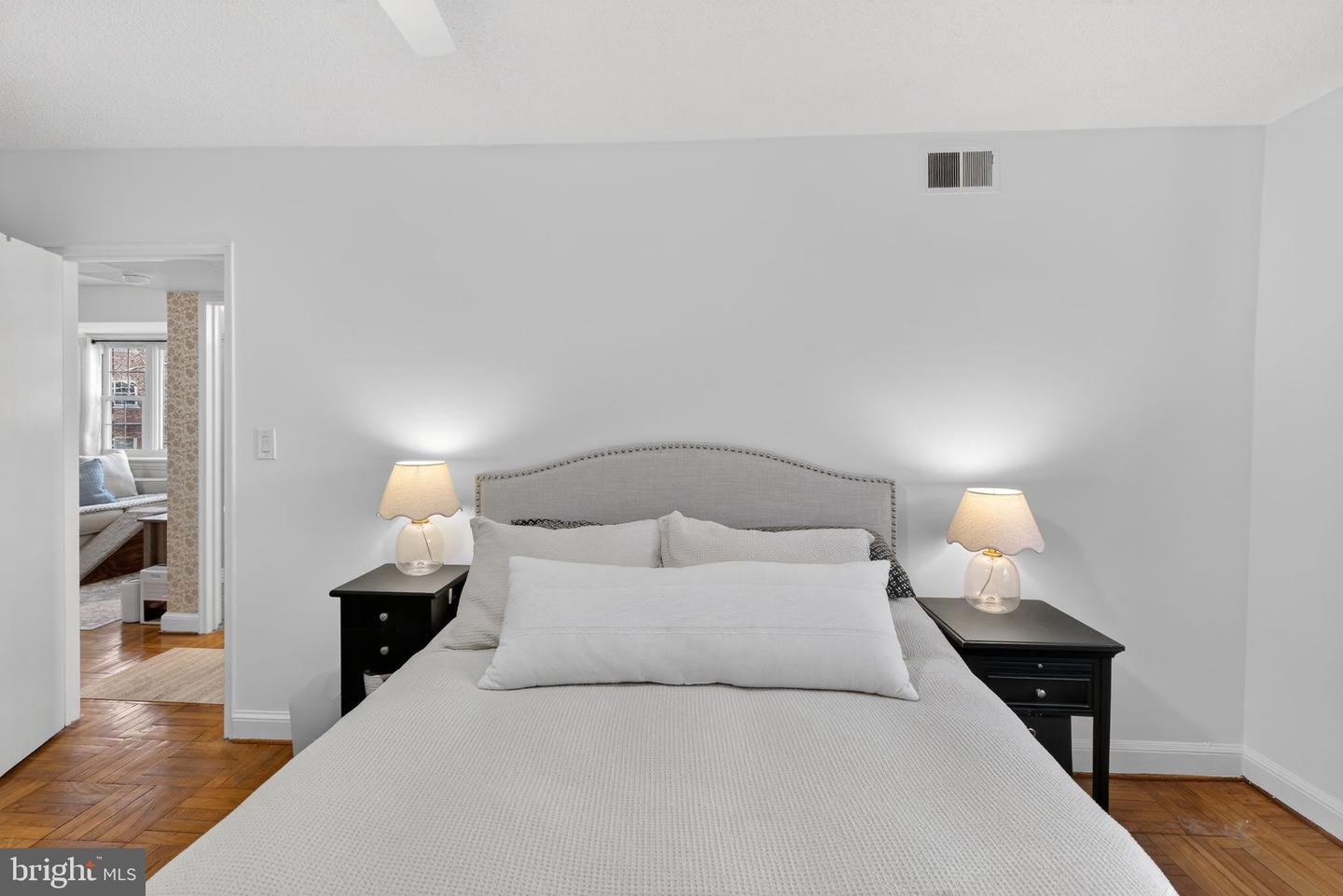 1320 N FORT MYER DR N #824, ARLINGTON, Virginia 22209, 2 Bedrooms Bedrooms, ,1 BathroomBathrooms,Residential,For sale,1320 N FORT MYER DR N #824,VAAR2067846 MLS # VAAR2067846