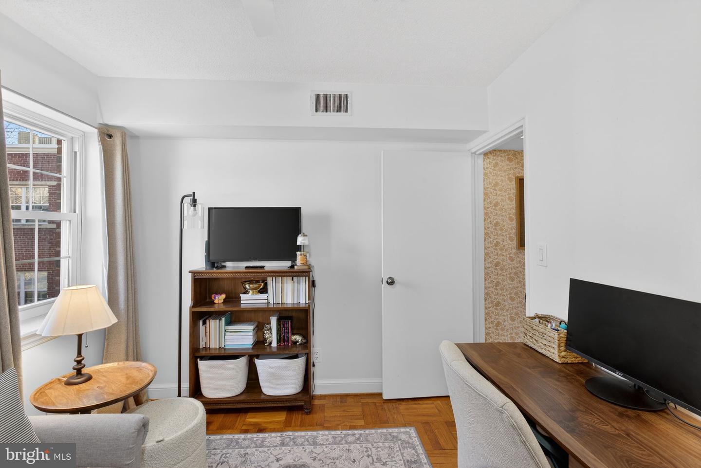 1320 N FORT MYER DR N #824, ARLINGTON, Virginia 22209, 2 Bedrooms Bedrooms, ,1 BathroomBathrooms,Residential,For sale,1320 N FORT MYER DR N #824,VAAR2067846 MLS # VAAR2067846