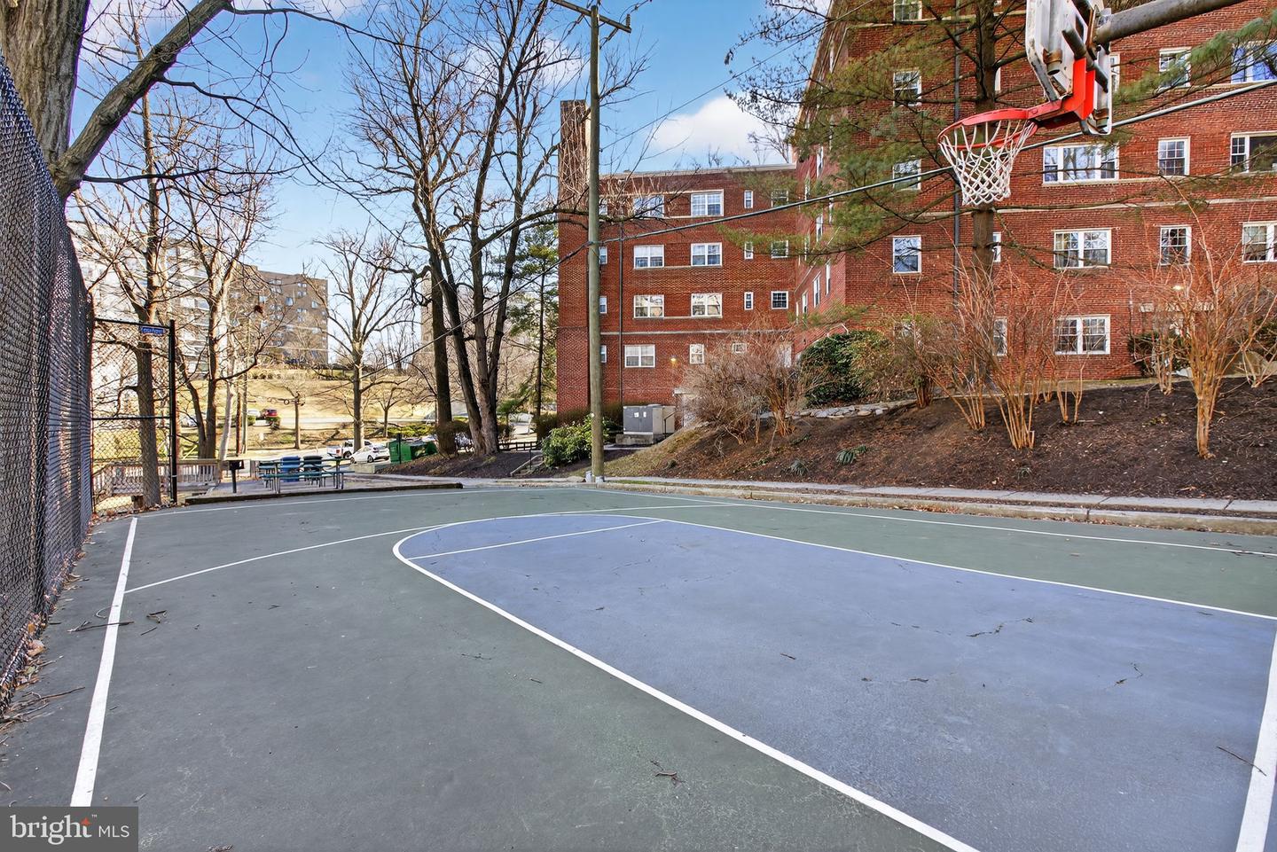 1320 N FORT MYER DR N #824, ARLINGTON, Virginia 22209, 2 Bedrooms Bedrooms, ,1 BathroomBathrooms,Residential,For sale,1320 N FORT MYER DR N #824,VAAR2067846 MLS # VAAR2067846