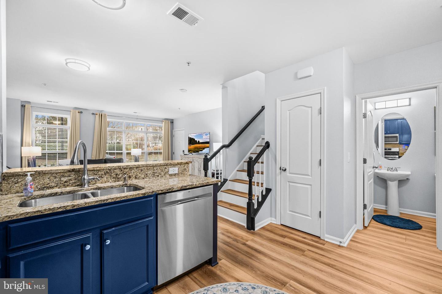 22786 FERNCREST TER, BRAMBLETON, Virginia 20148, 3 Bedrooms Bedrooms, ,2 BathroomsBathrooms,Residential,For sale,22786 FERNCREST TER,VALO2114118 MLS # VALO2114118