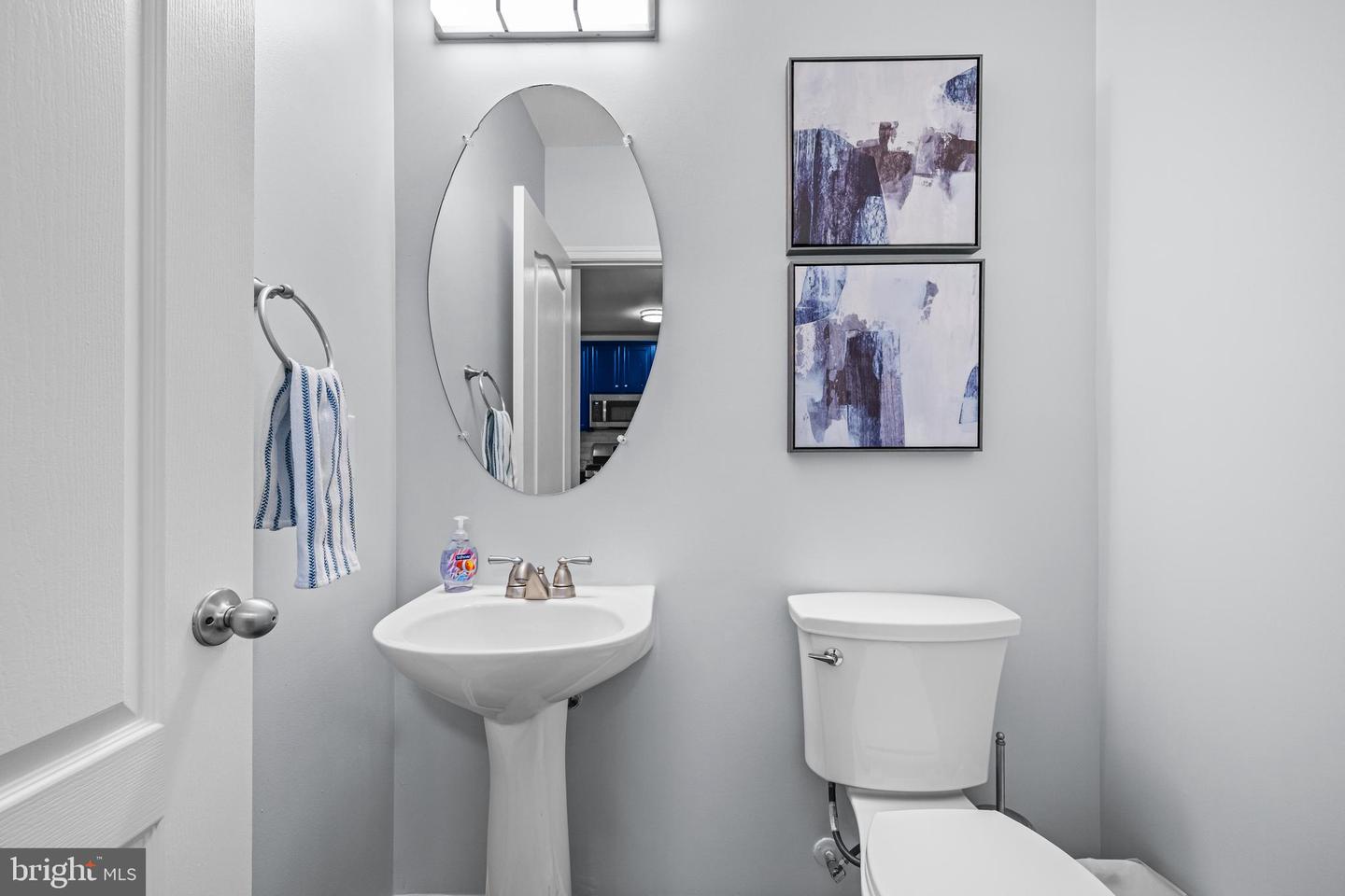 22786 FERNCREST TER, BRAMBLETON, Virginia 20148, 3 Bedrooms Bedrooms, ,2 BathroomsBathrooms,Residential,For sale,22786 FERNCREST TER,VALO2114118 MLS # VALO2114118