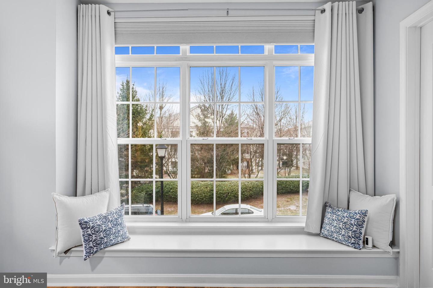 22786 FERNCREST TER, BRAMBLETON, Virginia 20148, 3 Bedrooms Bedrooms, ,2 BathroomsBathrooms,Residential,For sale,22786 FERNCREST TER,VALO2114118 MLS # VALO2114118