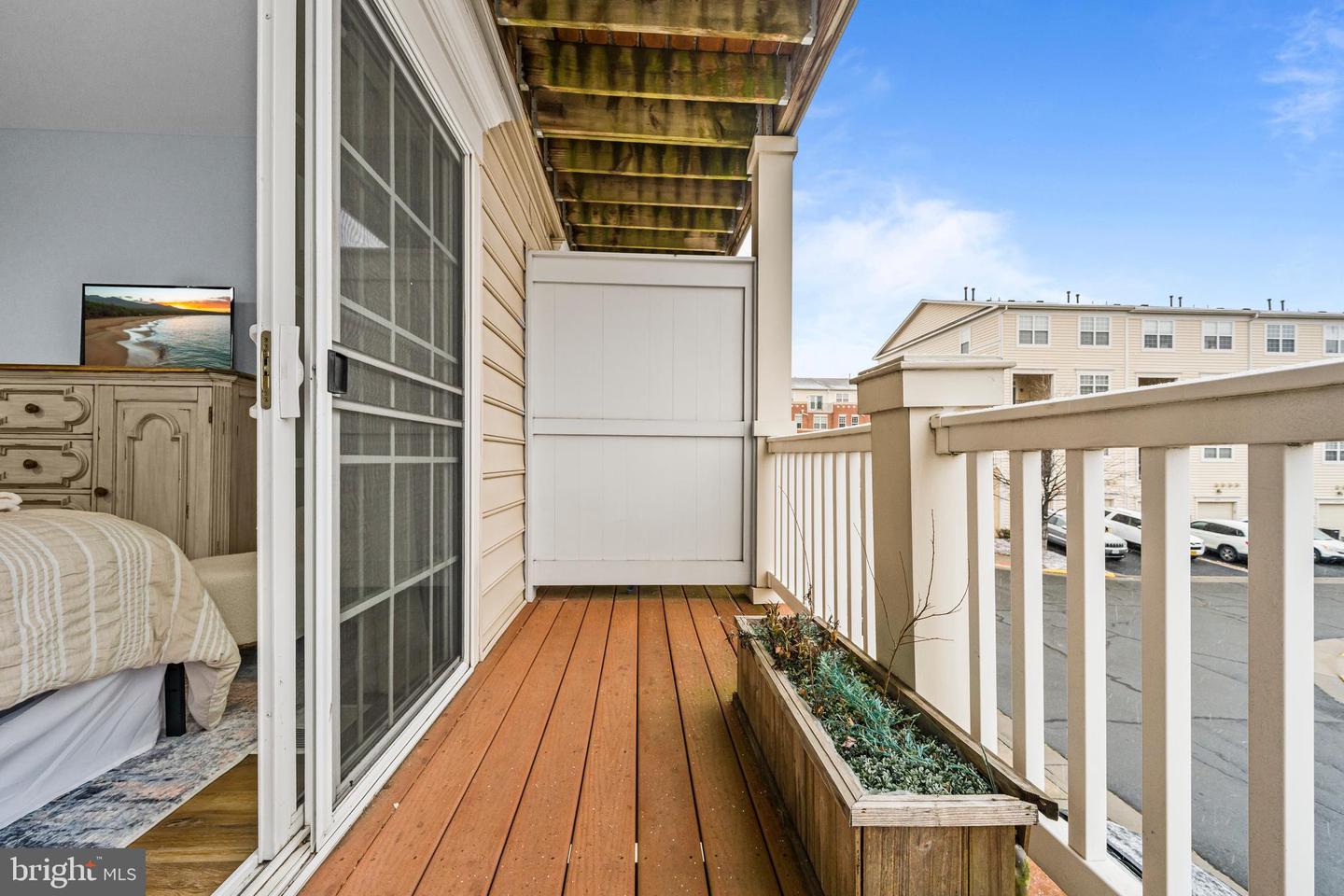 22786 FERNCREST TER, BRAMBLETON, Virginia 20148, 3 Bedrooms Bedrooms, ,2 BathroomsBathrooms,Residential,For sale,22786 FERNCREST TER,VALO2114118 MLS # VALO2114118