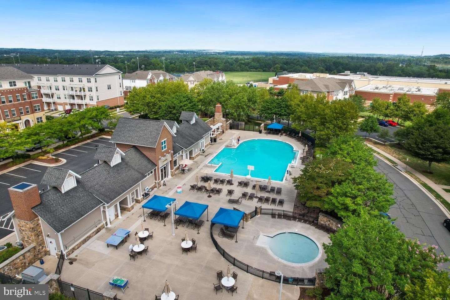 22786 FERNCREST TER, BRAMBLETON, Virginia 20148, 3 Bedrooms Bedrooms, ,2 BathroomsBathrooms,Residential,For sale,22786 FERNCREST TER,VALO2114118 MLS # VALO2114118