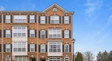 22786 FERNCREST TER, BRAMBLETON, Virginia 20148, 3 Bedrooms Bedrooms, ,2 BathroomsBathrooms,Residential,For sale,22786 FERNCREST TER,VALO2114118 MLS # VALO2114118