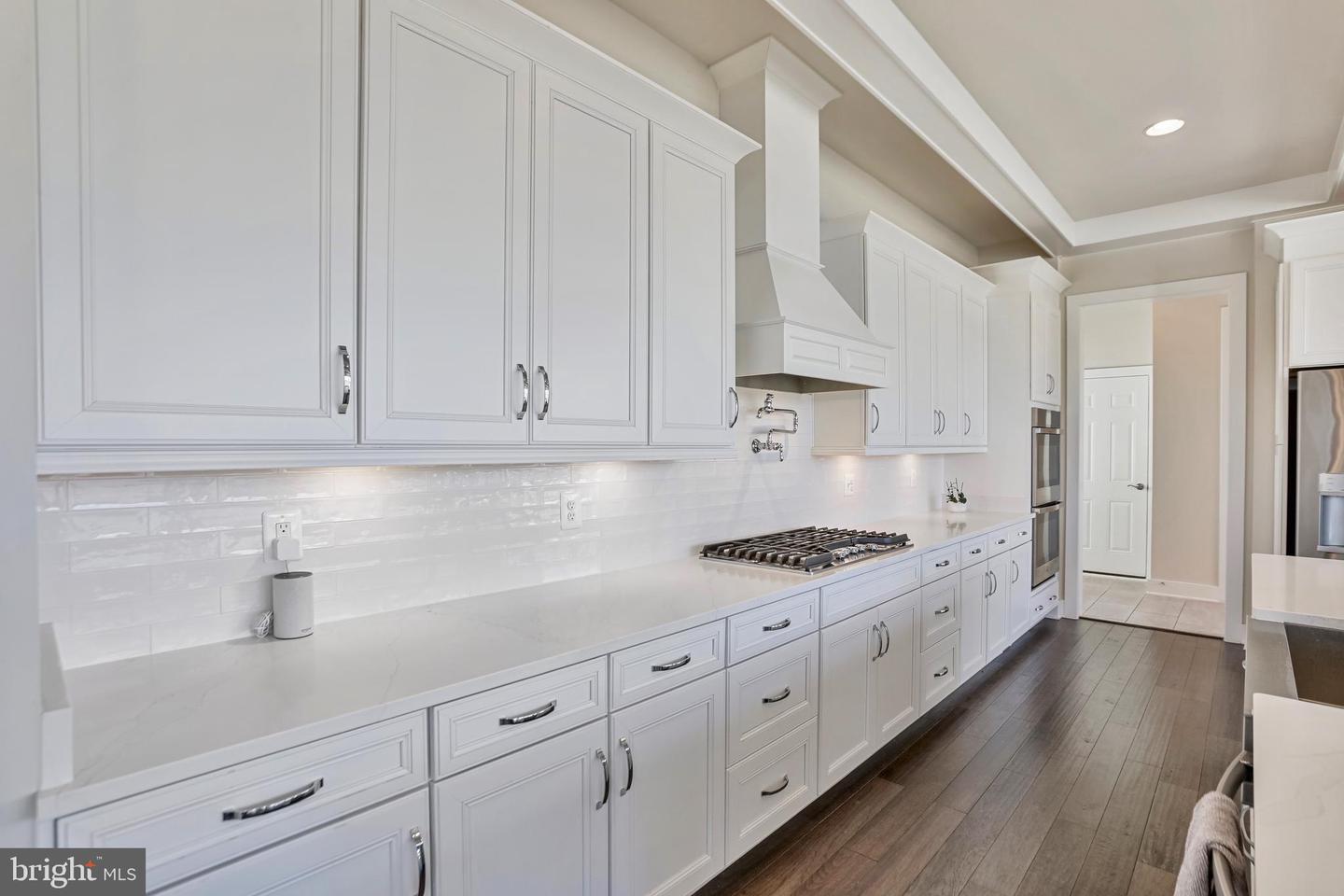 19135 HUNTRIDGE PRESERVE CT, PURCELLVILLE, Virginia 20132, 5 Bedrooms Bedrooms, ,5 BathroomsBathrooms,Residential,For sale,19135 HUNTRIDGE PRESERVE CT,VALO2114128 MLS # VALO2114128