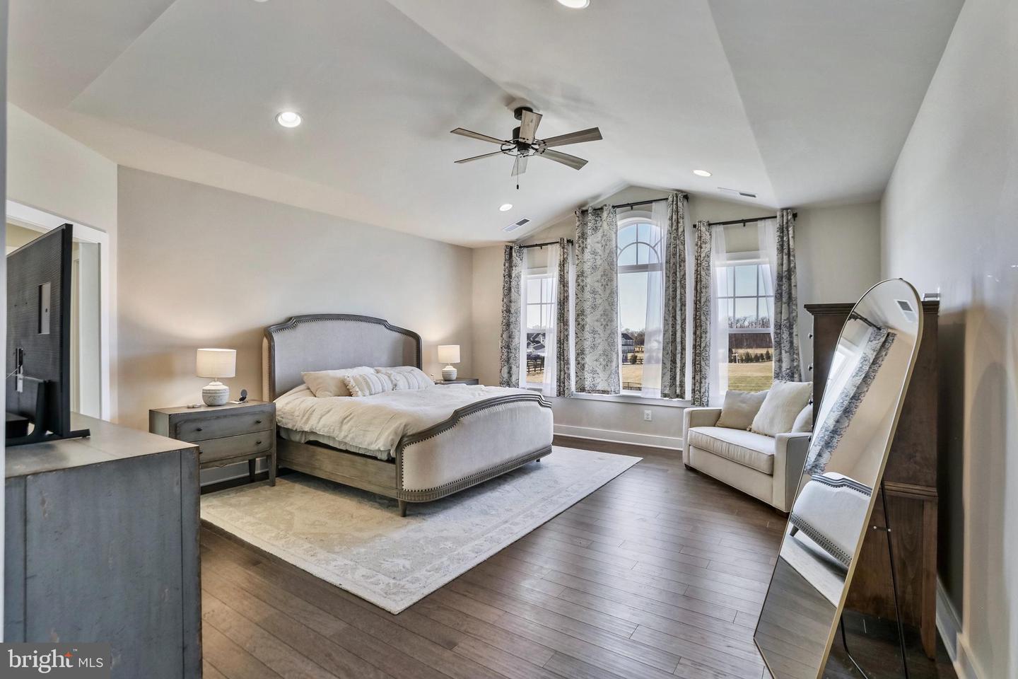 19135 HUNTRIDGE PRESERVE CT, PURCELLVILLE, Virginia 20132, 5 Bedrooms Bedrooms, ,5 BathroomsBathrooms,Residential,For sale,19135 HUNTRIDGE PRESERVE CT,VALO2114128 MLS # VALO2114128