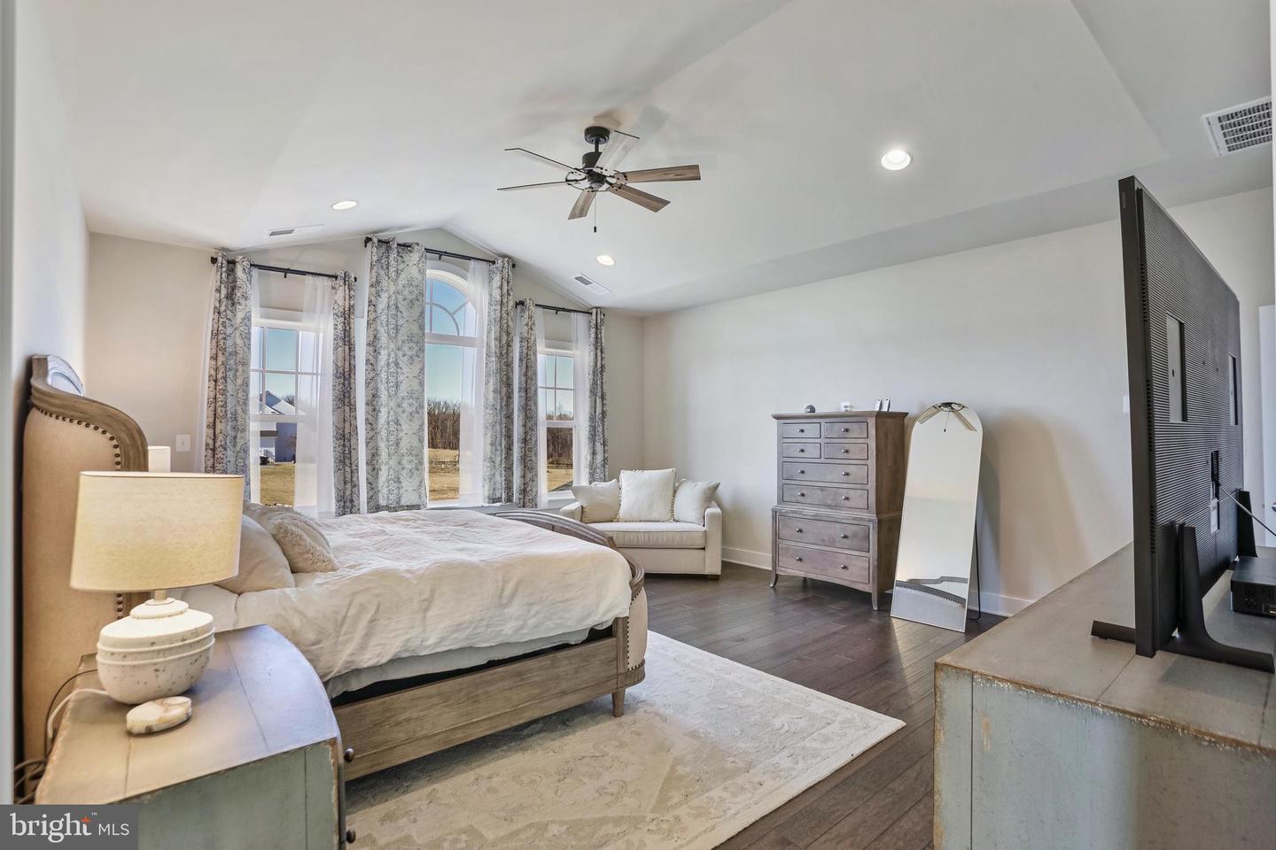 19135 HUNTRIDGE PRESERVE CT, PURCELLVILLE, Virginia 20132, 5 Bedrooms Bedrooms, ,5 BathroomsBathrooms,Residential,For sale,19135 HUNTRIDGE PRESERVE CT,VALO2114128 MLS # VALO2114128