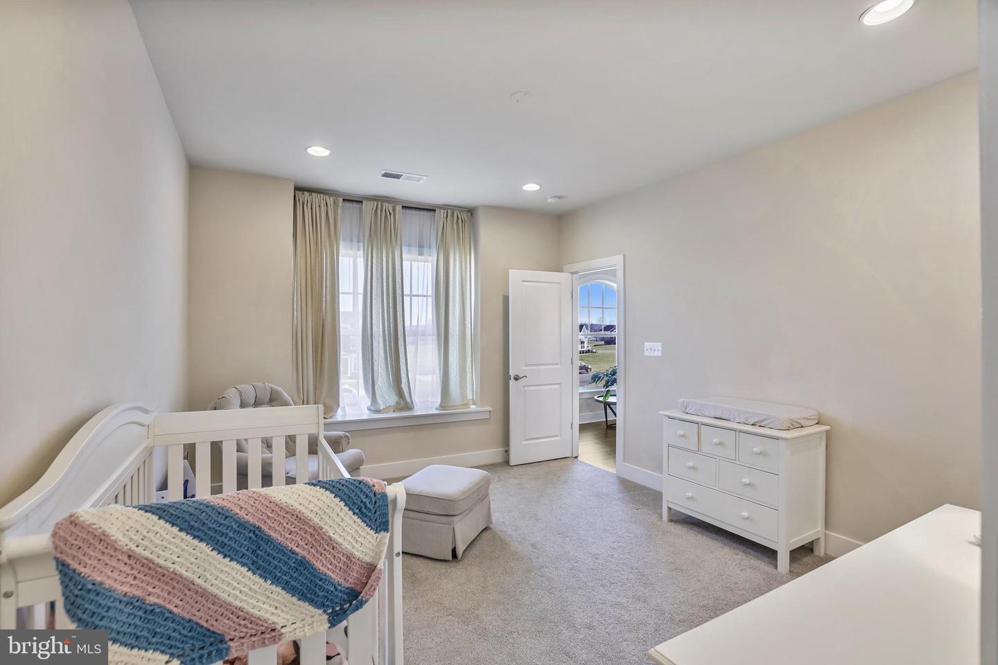 19135 HUNTRIDGE PRESERVE CT, PURCELLVILLE, Virginia 20132, 5 Bedrooms Bedrooms, ,5 BathroomsBathrooms,Residential,For sale,19135 HUNTRIDGE PRESERVE CT,VALO2114128 MLS # VALO2114128