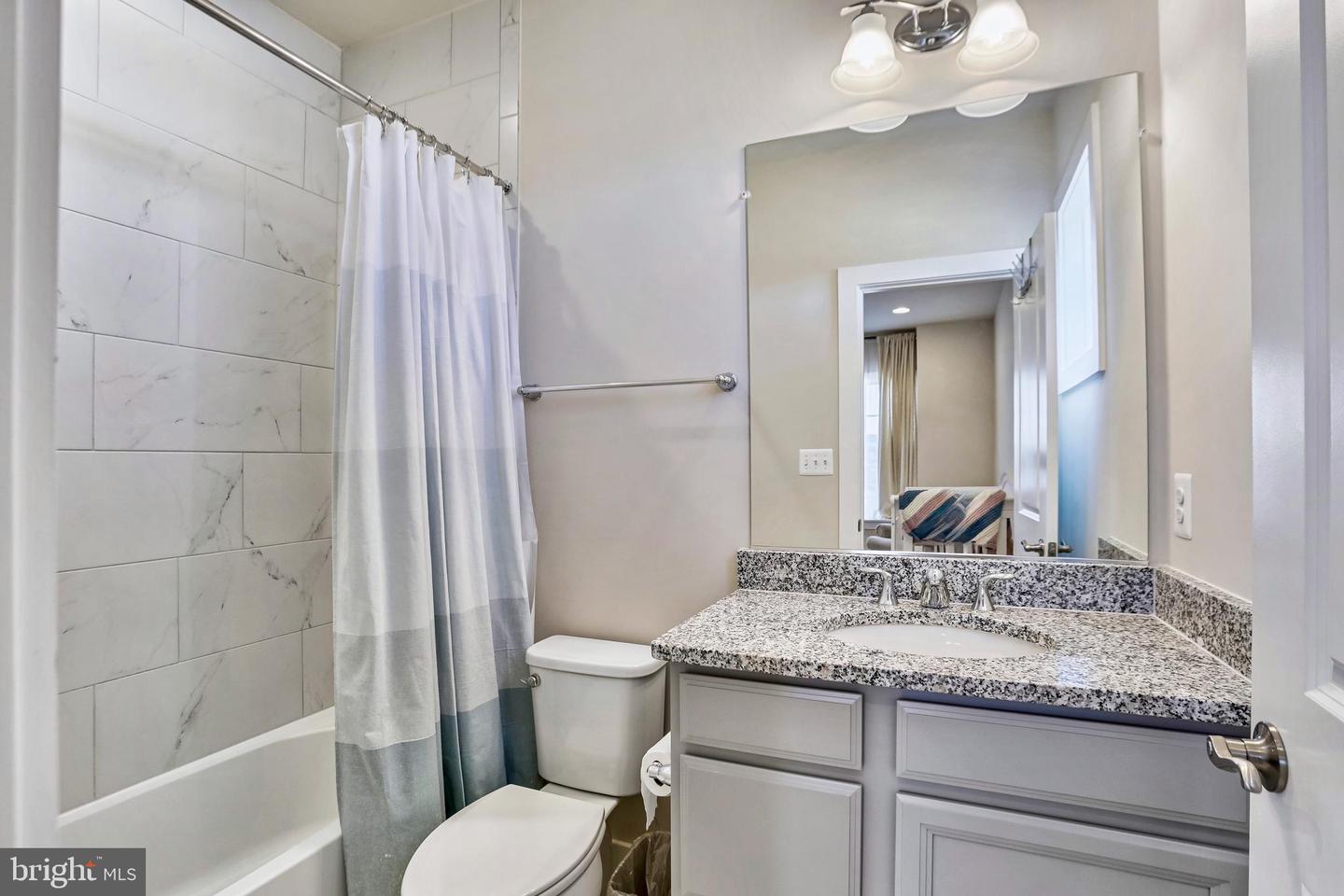 19135 HUNTRIDGE PRESERVE CT, PURCELLVILLE, Virginia 20132, 5 Bedrooms Bedrooms, ,5 BathroomsBathrooms,Residential,For sale,19135 HUNTRIDGE PRESERVE CT,VALO2114128 MLS # VALO2114128