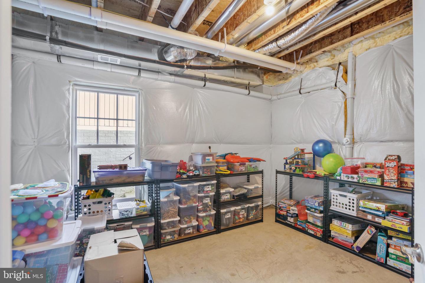 19135 HUNTRIDGE PRESERVE CT, PURCELLVILLE, Virginia 20132, 5 Bedrooms Bedrooms, ,5 BathroomsBathrooms,Residential,For sale,19135 HUNTRIDGE PRESERVE CT,VALO2114128 MLS # VALO2114128