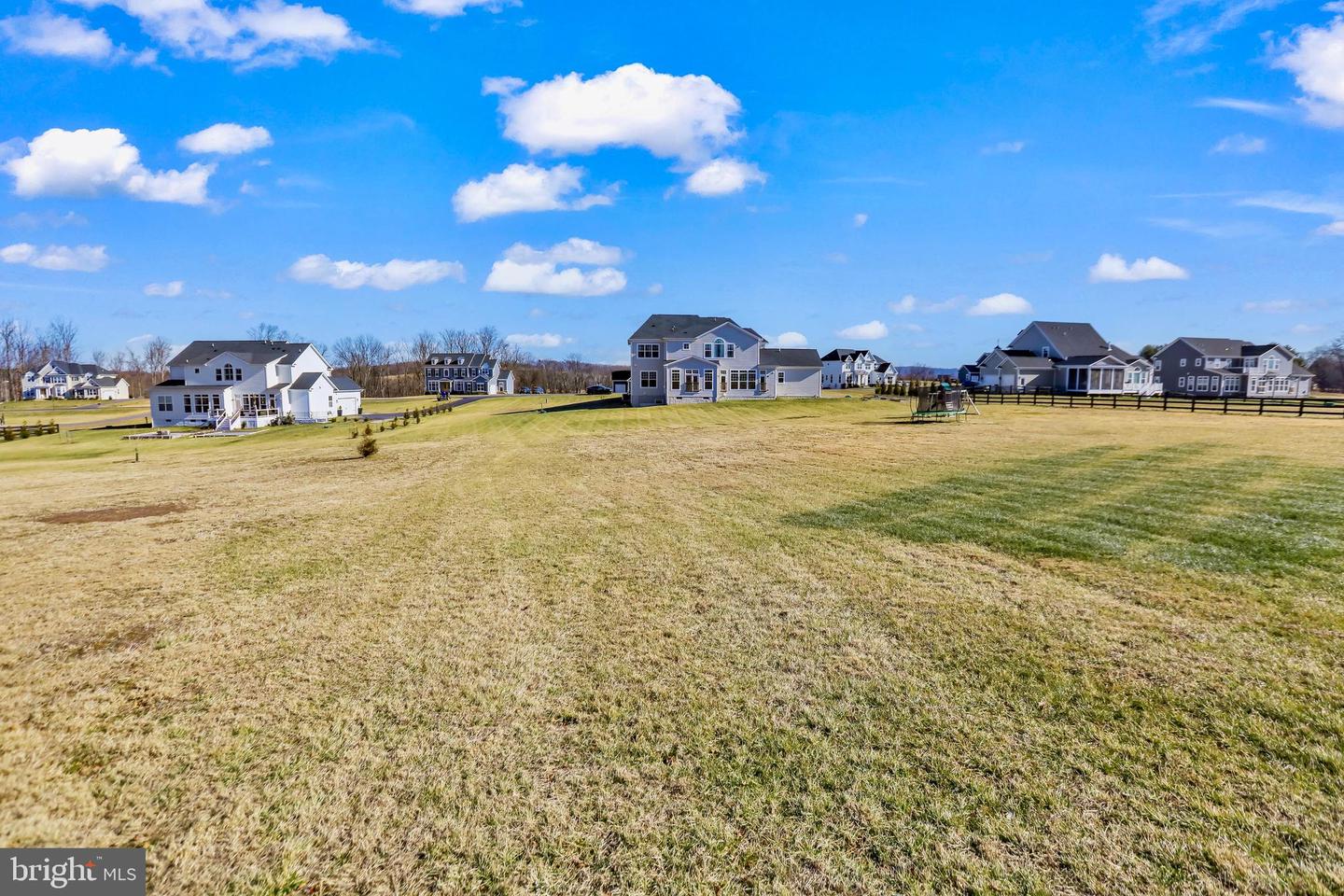 19135 HUNTRIDGE PRESERVE CT, PURCELLVILLE, Virginia 20132, 5 Bedrooms Bedrooms, ,5 BathroomsBathrooms,Residential,For sale,19135 HUNTRIDGE PRESERVE CT,VALO2114128 MLS # VALO2114128