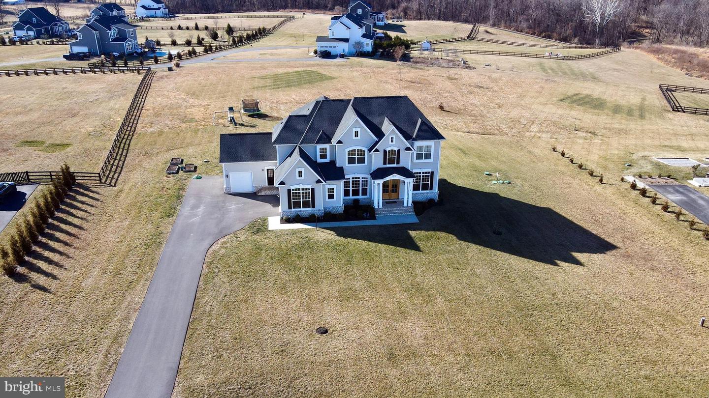 19135 HUNTRIDGE PRESERVE CT, PURCELLVILLE, Virginia 20132, 5 Bedrooms Bedrooms, ,5 BathroomsBathrooms,Residential,For sale,19135 HUNTRIDGE PRESERVE CT,VALO2114128 MLS # VALO2114128