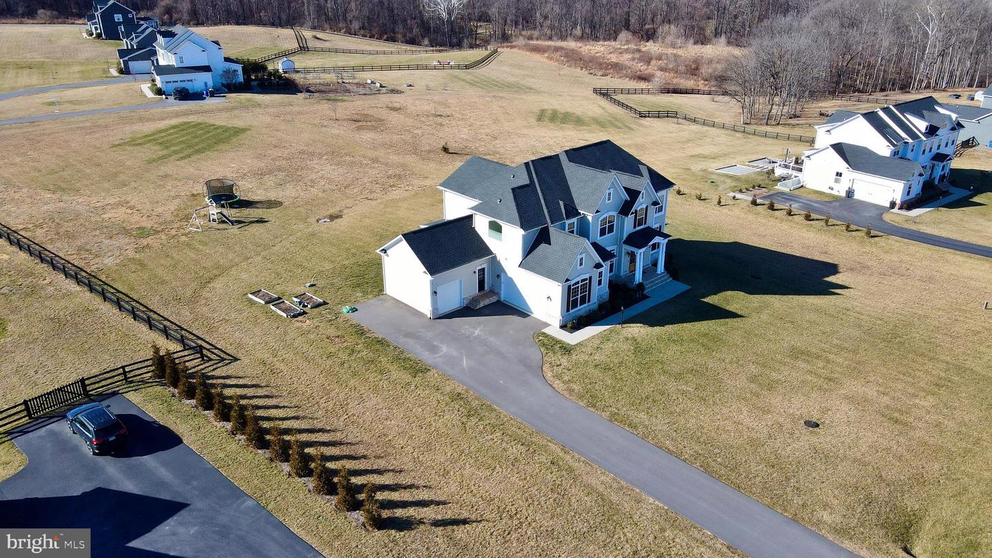 19135 HUNTRIDGE PRESERVE CT, PURCELLVILLE, Virginia 20132, 5 Bedrooms Bedrooms, ,5 BathroomsBathrooms,Residential,For sale,19135 HUNTRIDGE PRESERVE CT,VALO2114128 MLS # VALO2114128