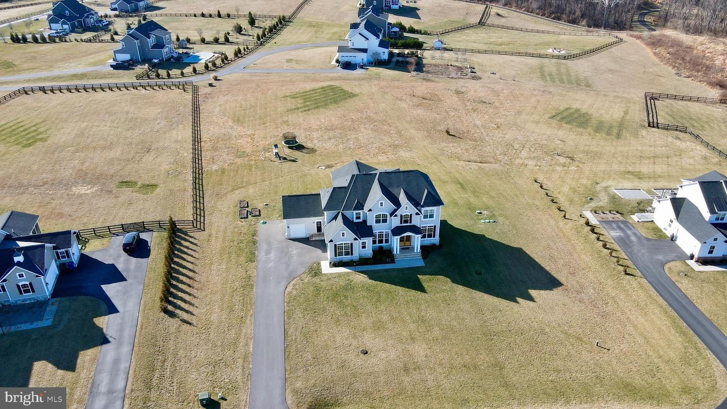 19135 HUNTRIDGE PRESERVE CT, PURCELLVILLE, Virginia 20132, 5 Bedrooms Bedrooms, ,5 BathroomsBathrooms,Residential,For sale,19135 HUNTRIDGE PRESERVE CT,VALO2114128 MLS # VALO2114128