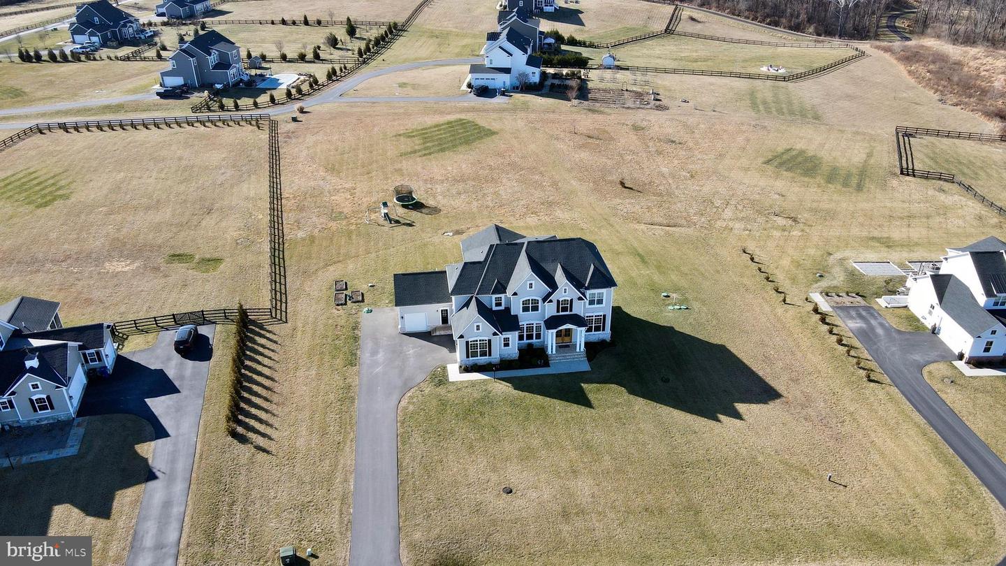 19135 HUNTRIDGE PRESERVE CT, PURCELLVILLE, Virginia 20132, 5 Bedrooms Bedrooms, ,5 BathroomsBathrooms,Residential,For sale,19135 HUNTRIDGE PRESERVE CT,VALO2114128 MLS # VALO2114128