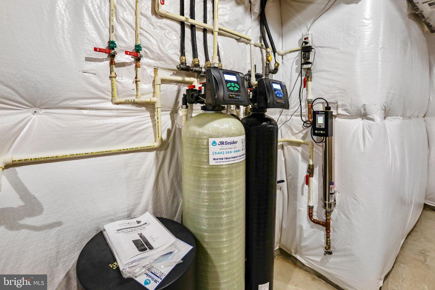 19135 HUNTRIDGE PRESERVE CT, PURCELLVILLE, Virginia 20132, 5 Bedrooms Bedrooms, ,5 BathroomsBathrooms,Residential,For sale,19135 HUNTRIDGE PRESERVE CT,VALO2114128 MLS # VALO2114128