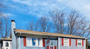 4812 KENTBURY CT, WOODBRIDGE, Virginia 22193, 4 Bedrooms Bedrooms, ,2 BathroomsBathrooms,Residential,For sale,4812 KENTBURY CT,VAPW2110718 MLS # VAPW2110718