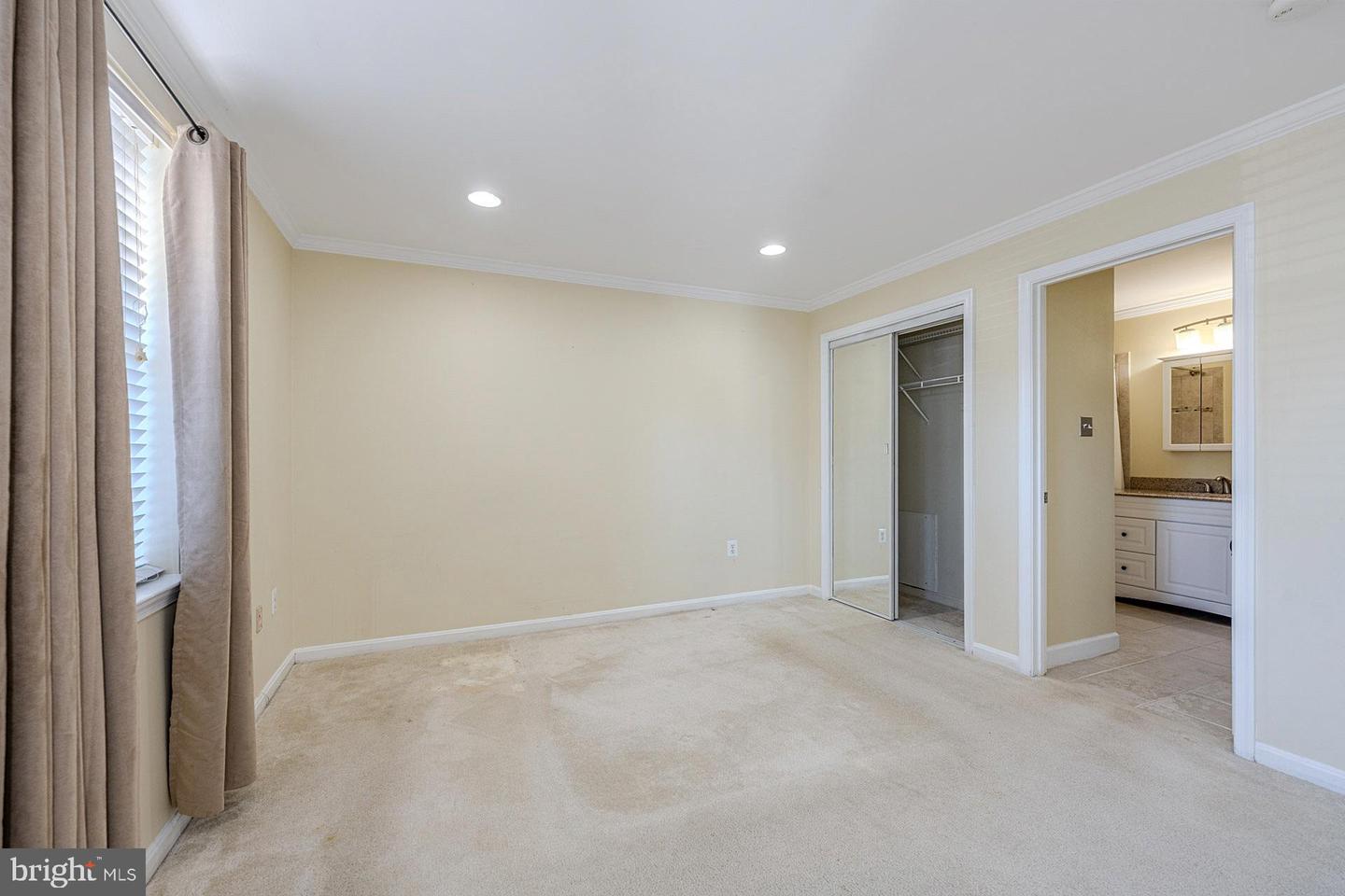 20602 CORNSTALK TER #101, ASHBURN, Virginia 20147, 1 Bedroom Bedrooms, ,1 BathroomBathrooms,Residential,For sale,20602 CORNSTALK TER #101,VALO2114134 MLS # VALO2114134 20602 CORNSTALK TER #101, ASHBURN, Virginia 20147, 1 Bedroom Bedrooms, ,1 BathroomBathrooms,Residential,For sale,20602 CORNSTALK TER #101,VALO2114134 MLS # VALO2114134