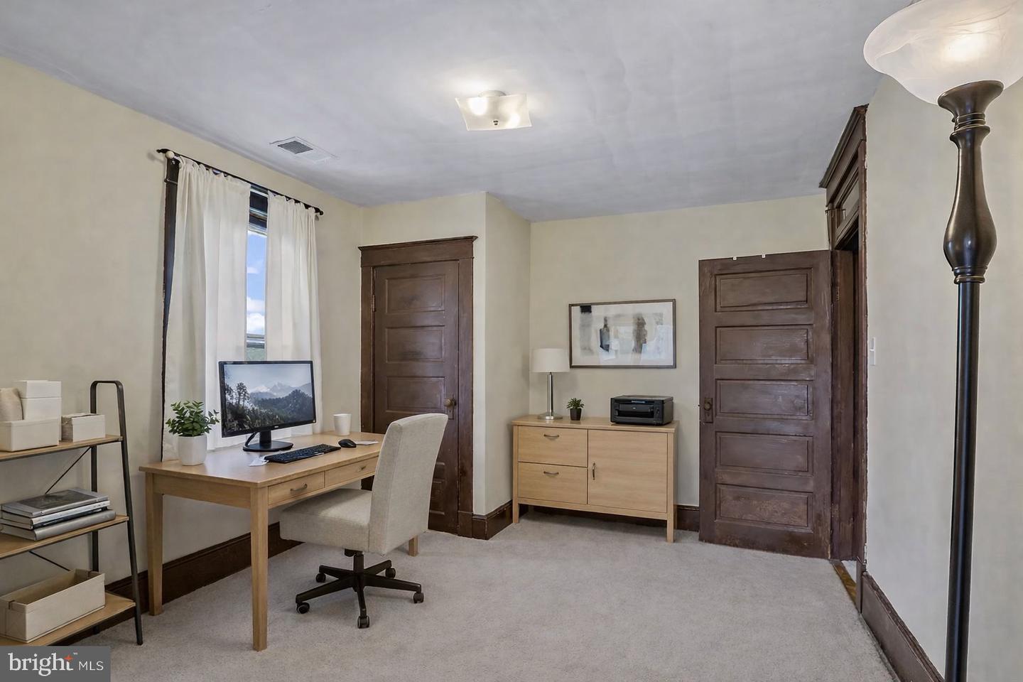 200 S ORCHARD DR, PURCELLVILLE, Virginia 20132, 4 Bedrooms Bedrooms, 12 Rooms Rooms,2 BathroomsBathrooms,Residential,For sale,200 S ORCHARD DR,VALO2114152 MLS # VALO2114152