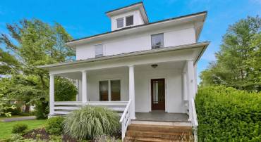 200 S ORCHARD DR, PURCELLVILLE, Virginia 20132, 4 Bedrooms Bedrooms, 12 Rooms Rooms,2 BathroomsBathrooms,Residential,For sale,200 S ORCHARD DR,VALO2114152 MLS # VALO2114152