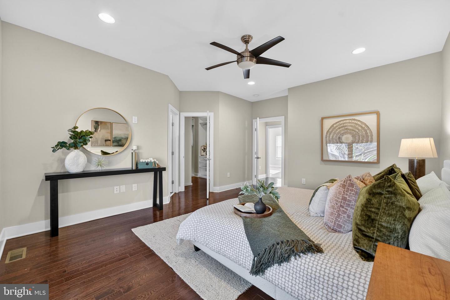 3513 22ND ST S, ARLINGTON, Virginia 22204, 3 Bedrooms Bedrooms, ,3 BathroomsBathrooms,Residential,For sale,3513 22ND ST S,VAAR2067878 MLS # VAAR2067878