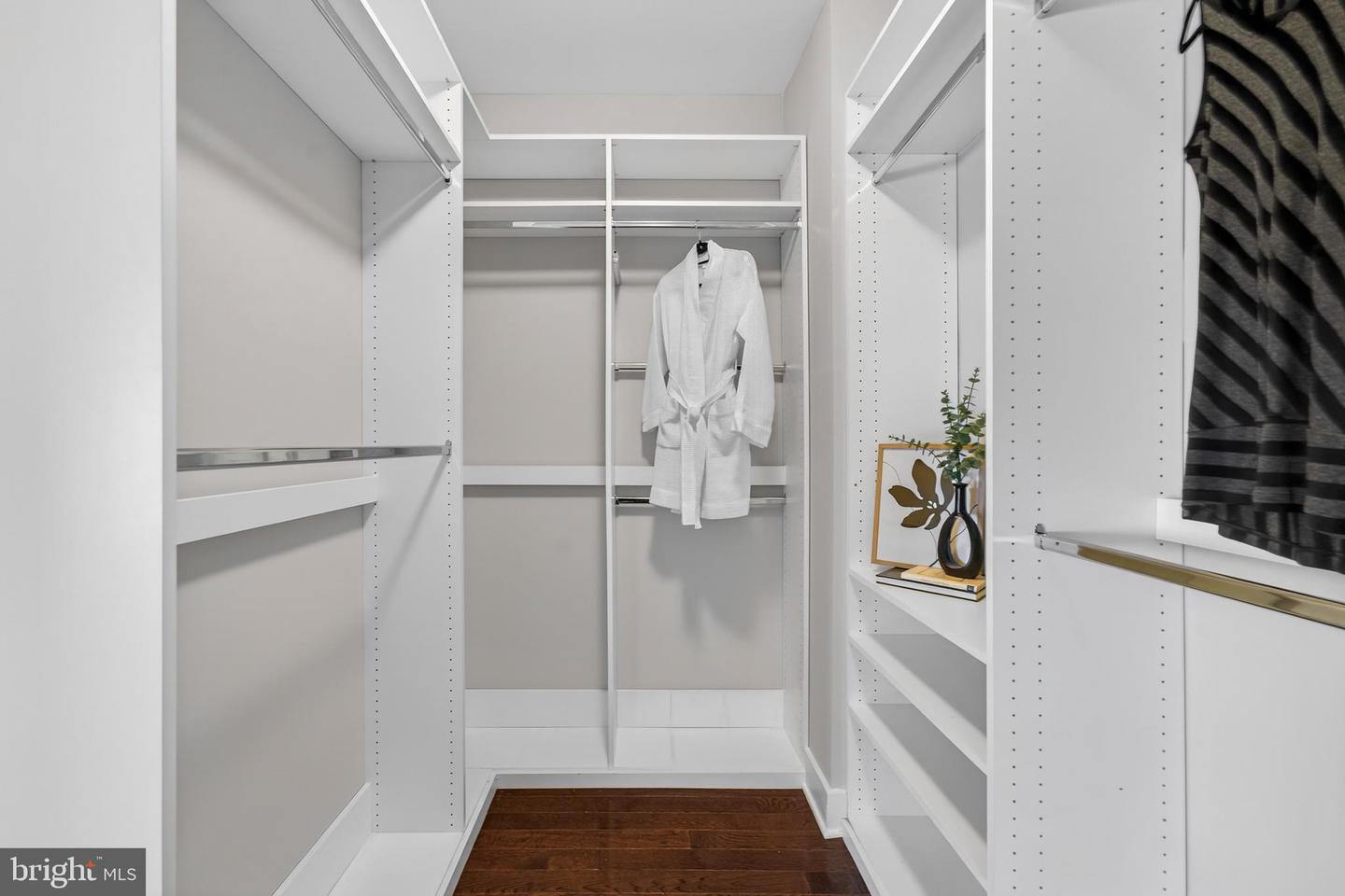 3513 22ND ST S, ARLINGTON, Virginia 22204, 3 Bedrooms Bedrooms, ,3 BathroomsBathrooms,Residential,For sale,3513 22ND ST S,VAAR2067878 MLS # VAAR2067878