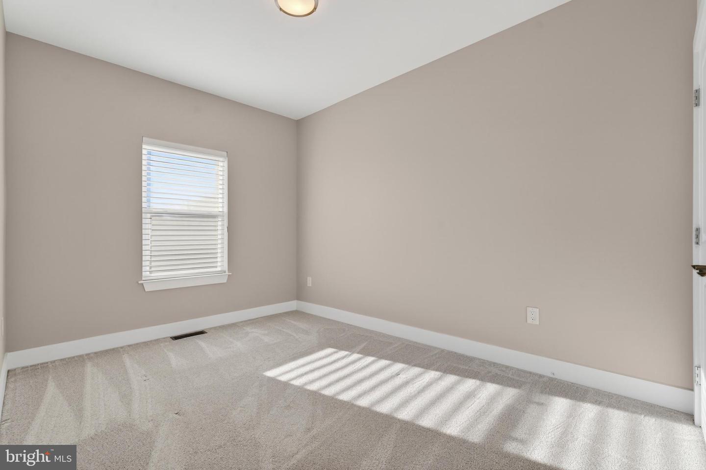 3513 22ND ST S, ARLINGTON, Virginia 22204, 3 Bedrooms Bedrooms, ,3 BathroomsBathrooms,Residential,For sale,3513 22ND ST S,VAAR2067878 MLS # VAAR2067878