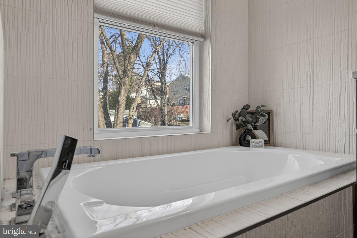 3513 22ND ST S, ARLINGTON, Virginia 22204, 3 Bedrooms Bedrooms, ,3 BathroomsBathrooms,Residential,For sale,3513 22ND ST S,VAAR2067878 MLS # VAAR2067878