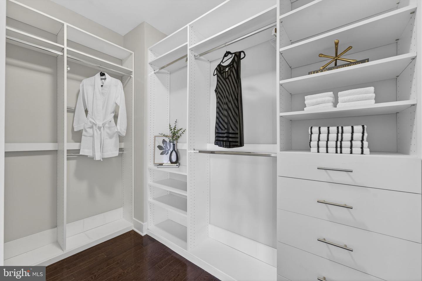 3513 22ND ST S, ARLINGTON, Virginia 22204, 3 Bedrooms Bedrooms, ,3 BathroomsBathrooms,Residential,For sale,3513 22ND ST S,VAAR2067878 MLS # VAAR2067878