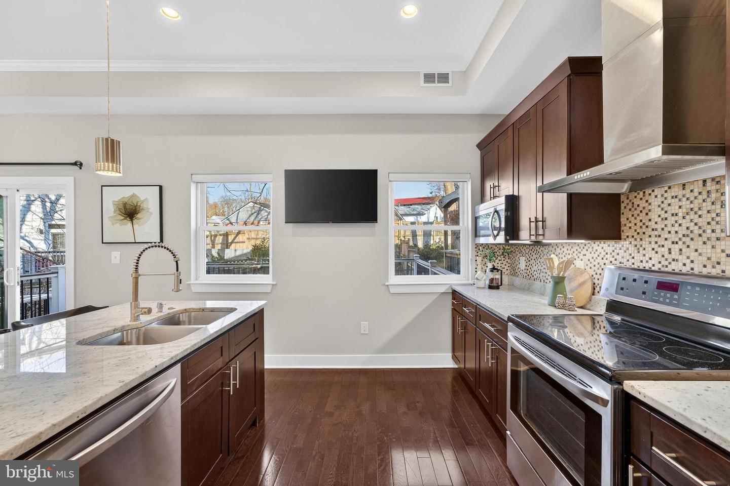 3513 22ND ST S, ARLINGTON, Virginia 22204, 3 Bedrooms Bedrooms, ,3 BathroomsBathrooms,Residential,For sale,3513 22ND ST S,VAAR2067878 MLS # VAAR2067878