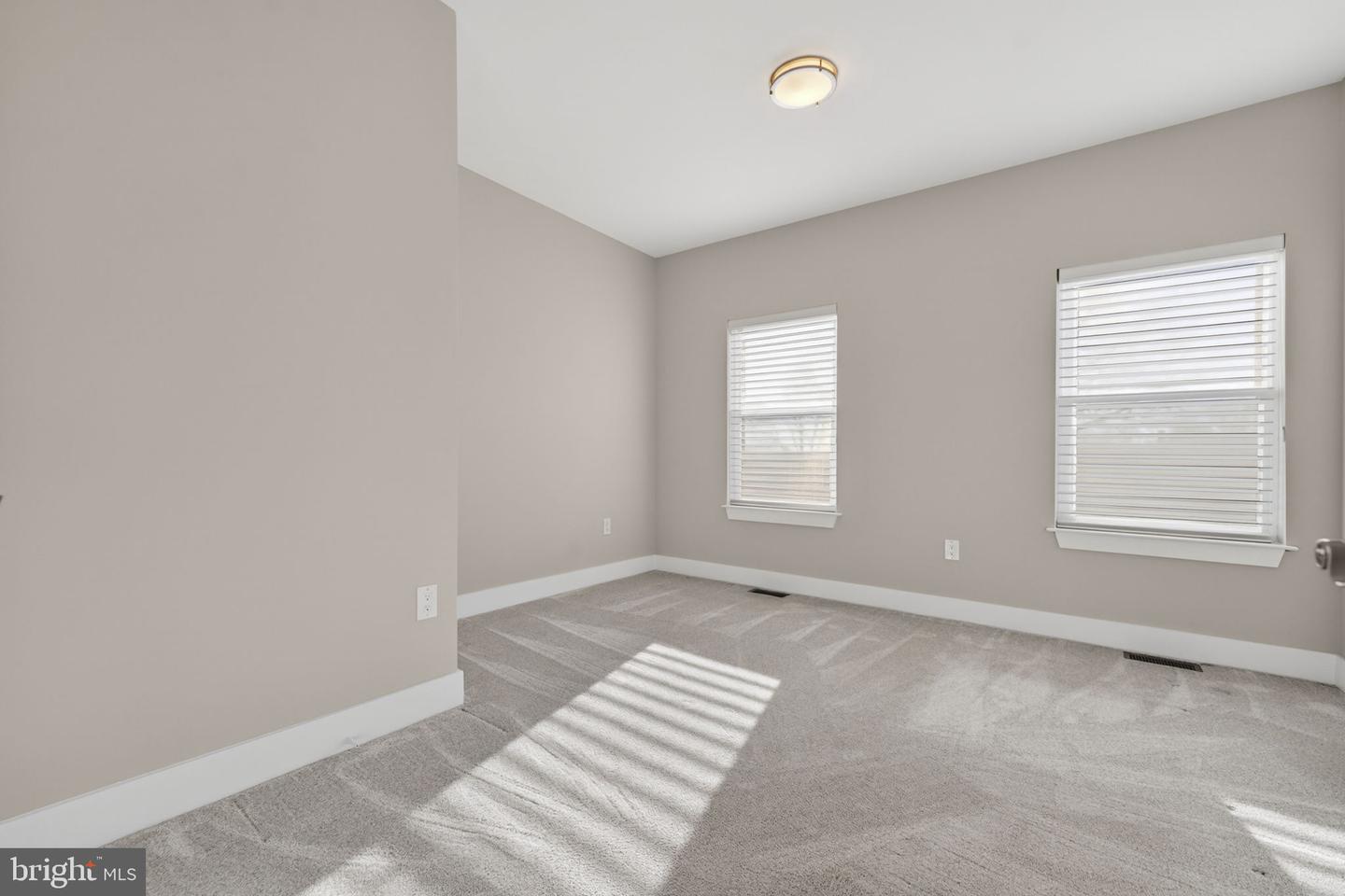 3513 22ND ST S, ARLINGTON, Virginia 22204, 3 Bedrooms Bedrooms, ,3 BathroomsBathrooms,Residential,For sale,3513 22ND ST S,VAAR2067878 MLS # VAAR2067878