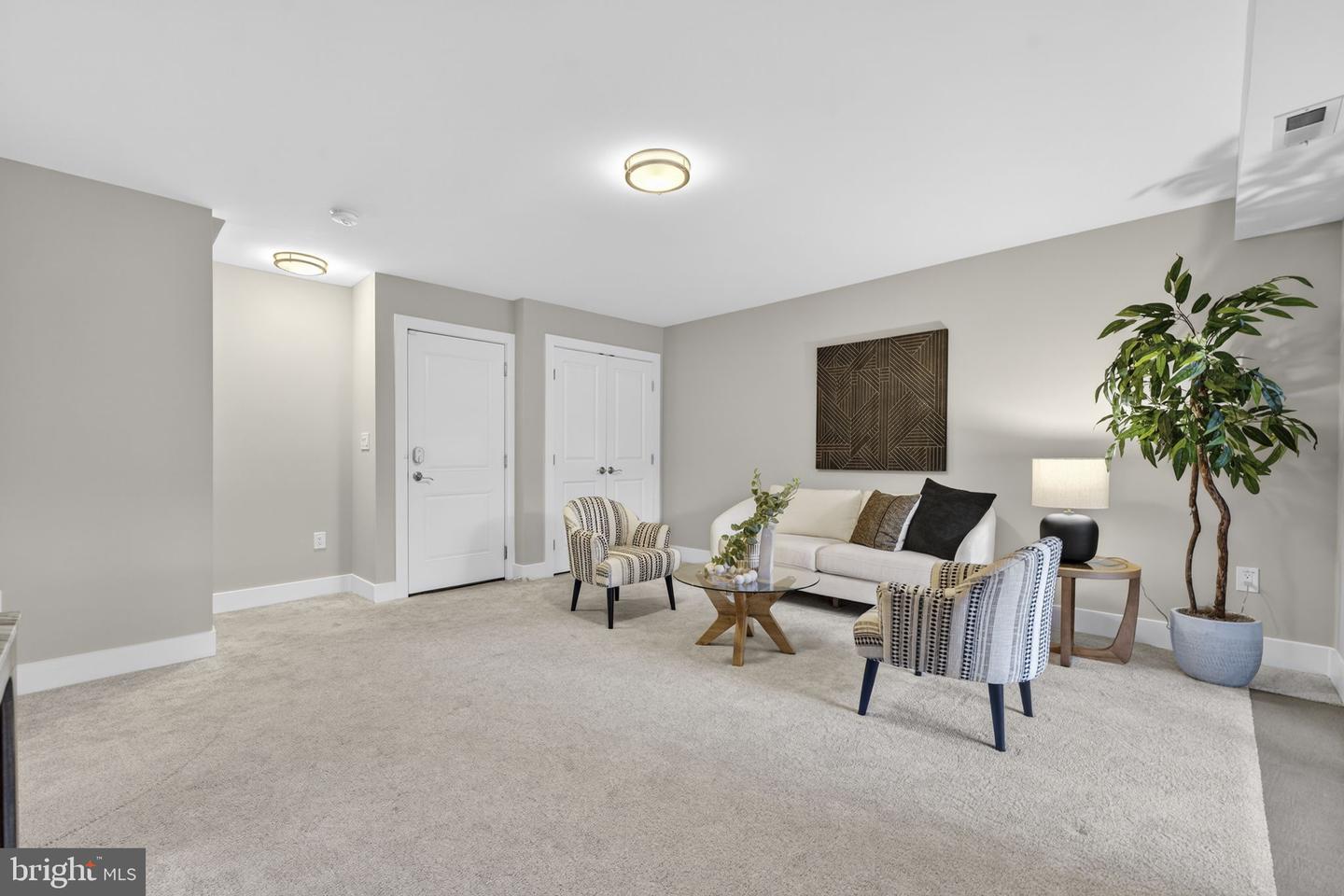 3513 22ND ST S, ARLINGTON, Virginia 22204, 3 Bedrooms Bedrooms, ,3 BathroomsBathrooms,Residential,For sale,3513 22ND ST S,VAAR2067878 MLS # VAAR2067878